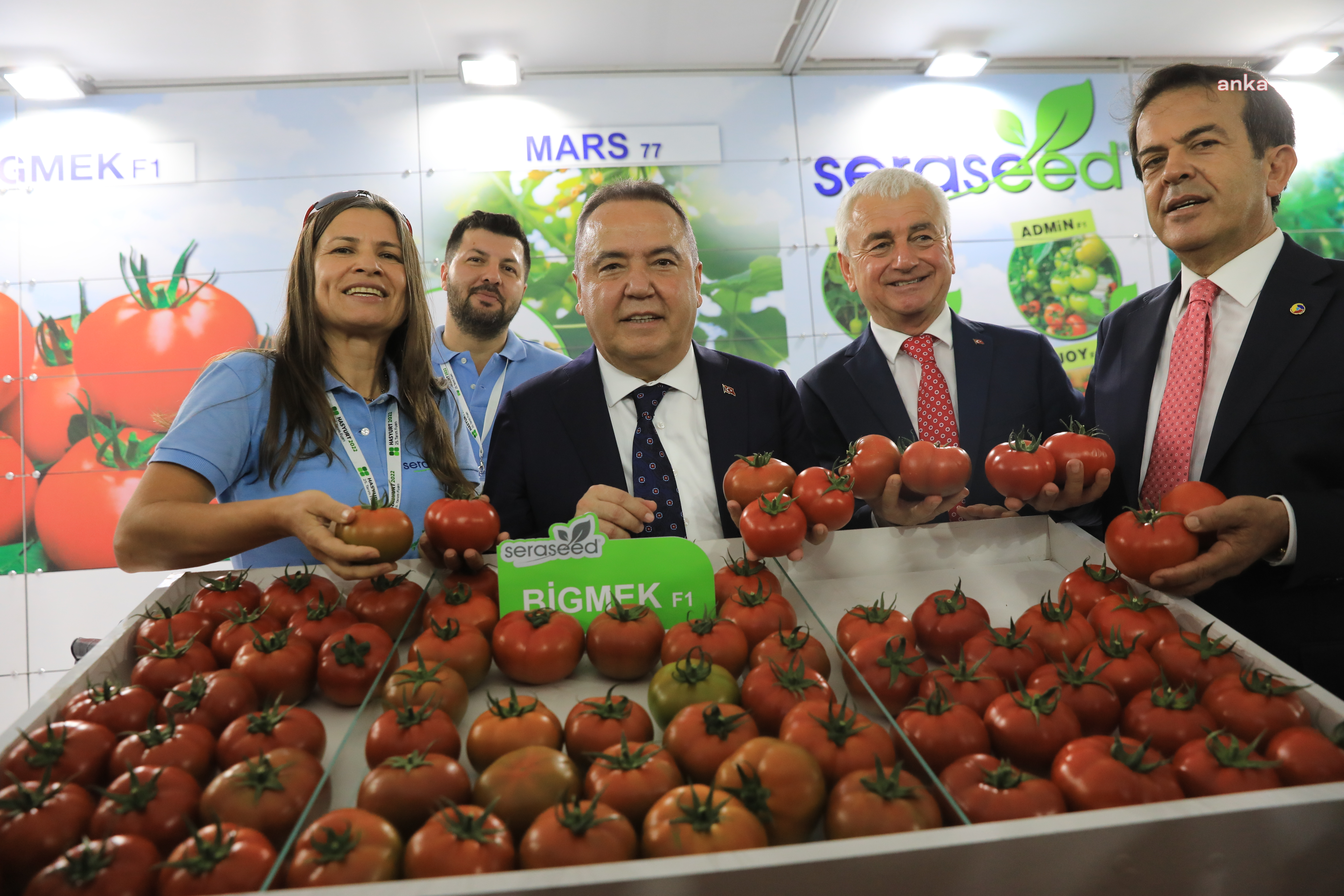 TÜRKİYE’NİN İLK TARIM FUARI, ANTALYA'DA 7 YIL ARADAN SONRA KAPILARINI AÇTI
