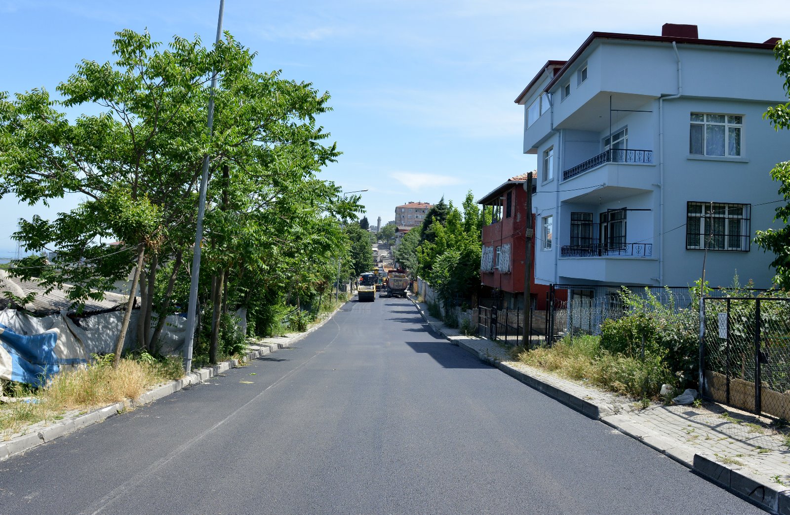 AVCILAR’IN YOLLARI YENİLENİYOR