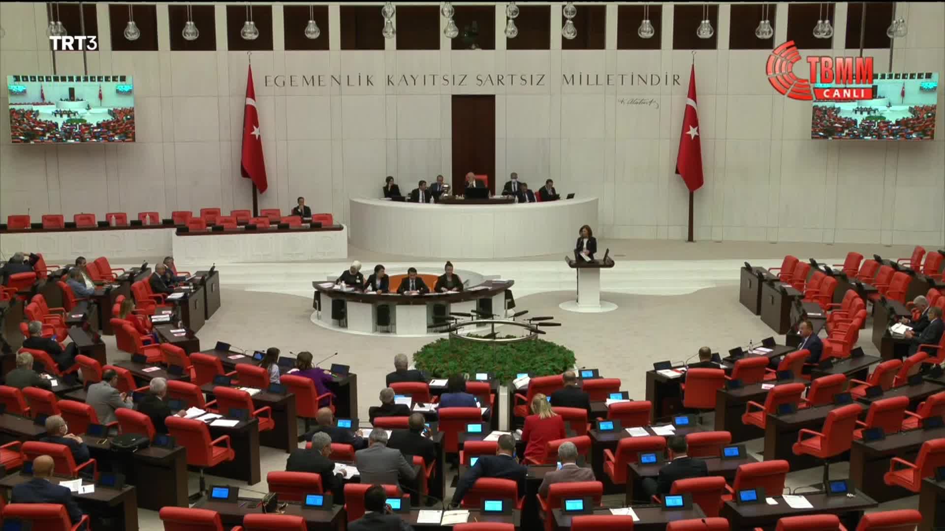 CHP’Lİ EMECAN’DAN YARGITAY'IN KAFTANCIOĞLU KARARINA TEPKİ: "YAZIKLAR OLSUN! NE ZAMAN DURACAKSINIZ?"
