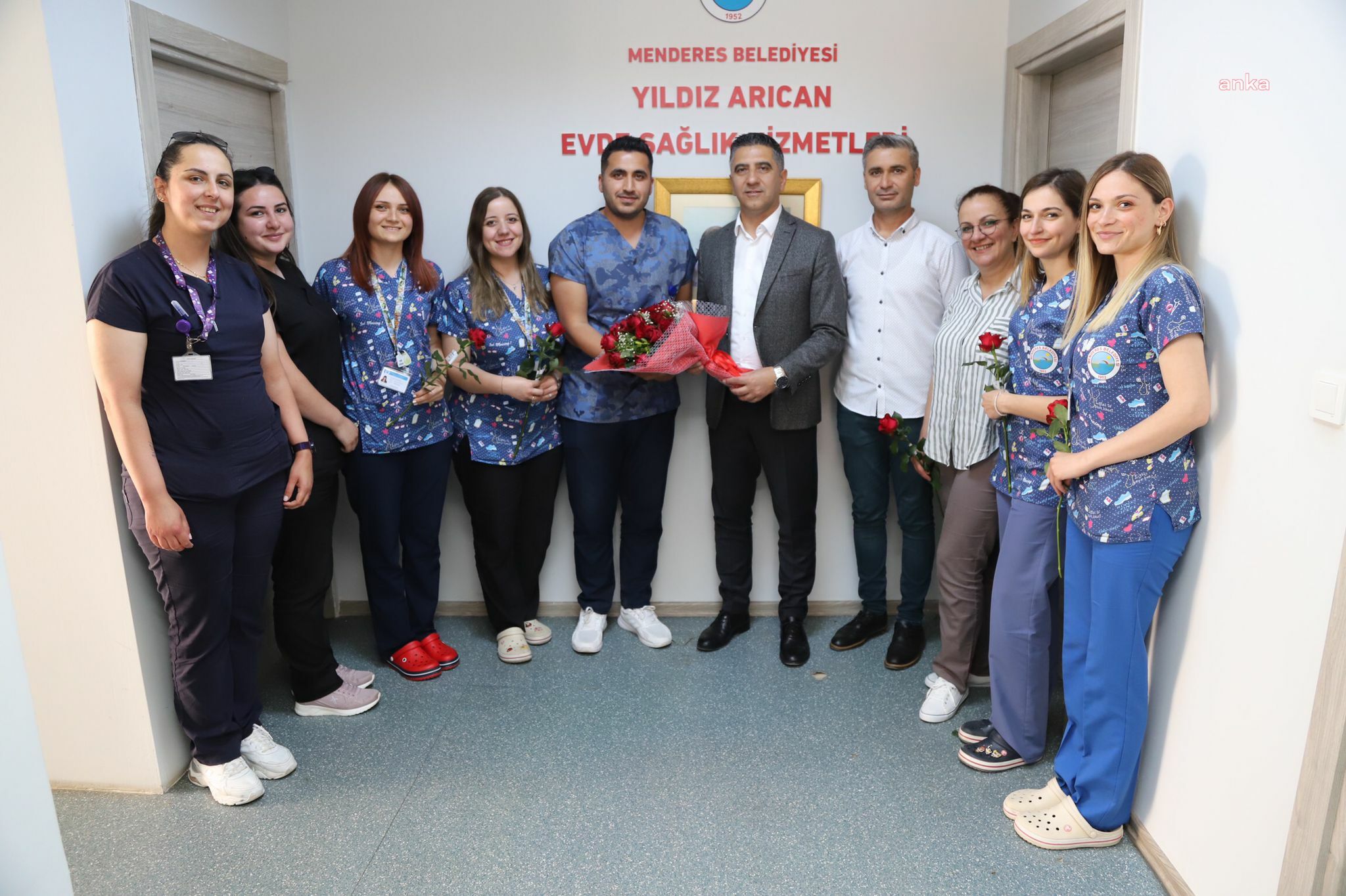 MENDERES BELEDİYE BAŞKANI KAYALAR’DAN HEMŞİRELERE ZİYARET
