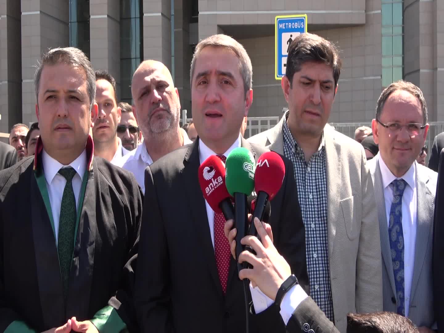 SELİM TEMURCİ: KUŞ SÜRÜLERİYLE, PELİKAN'LA MÜCADELE ETMEYE DEVAM EDECEĞİZ