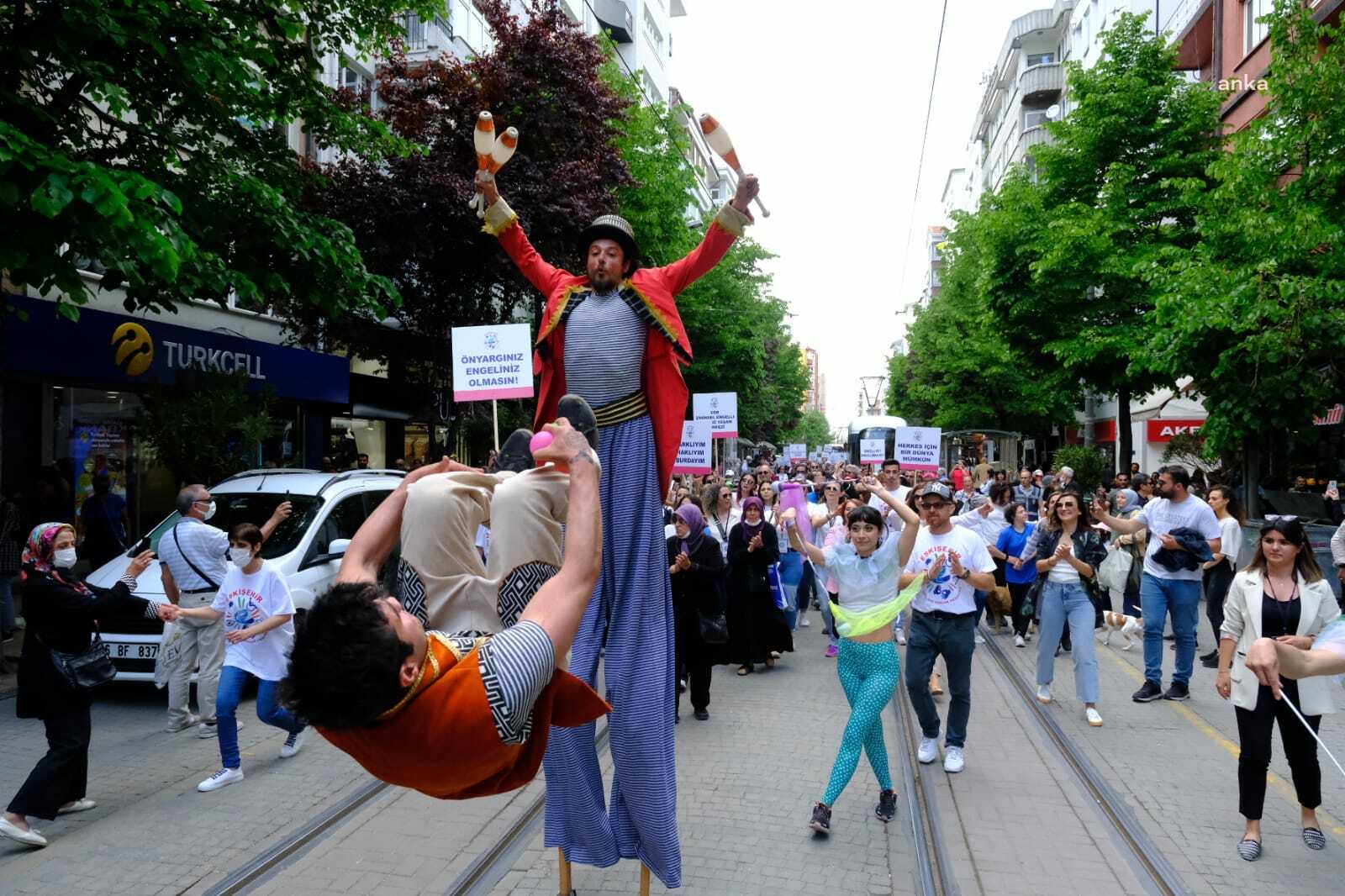 ESKİŞEHİR BÜYÜKŞEHİR BELEDİYESİ’NDEN ENGELSİZ SOKAK FESTİVALİ