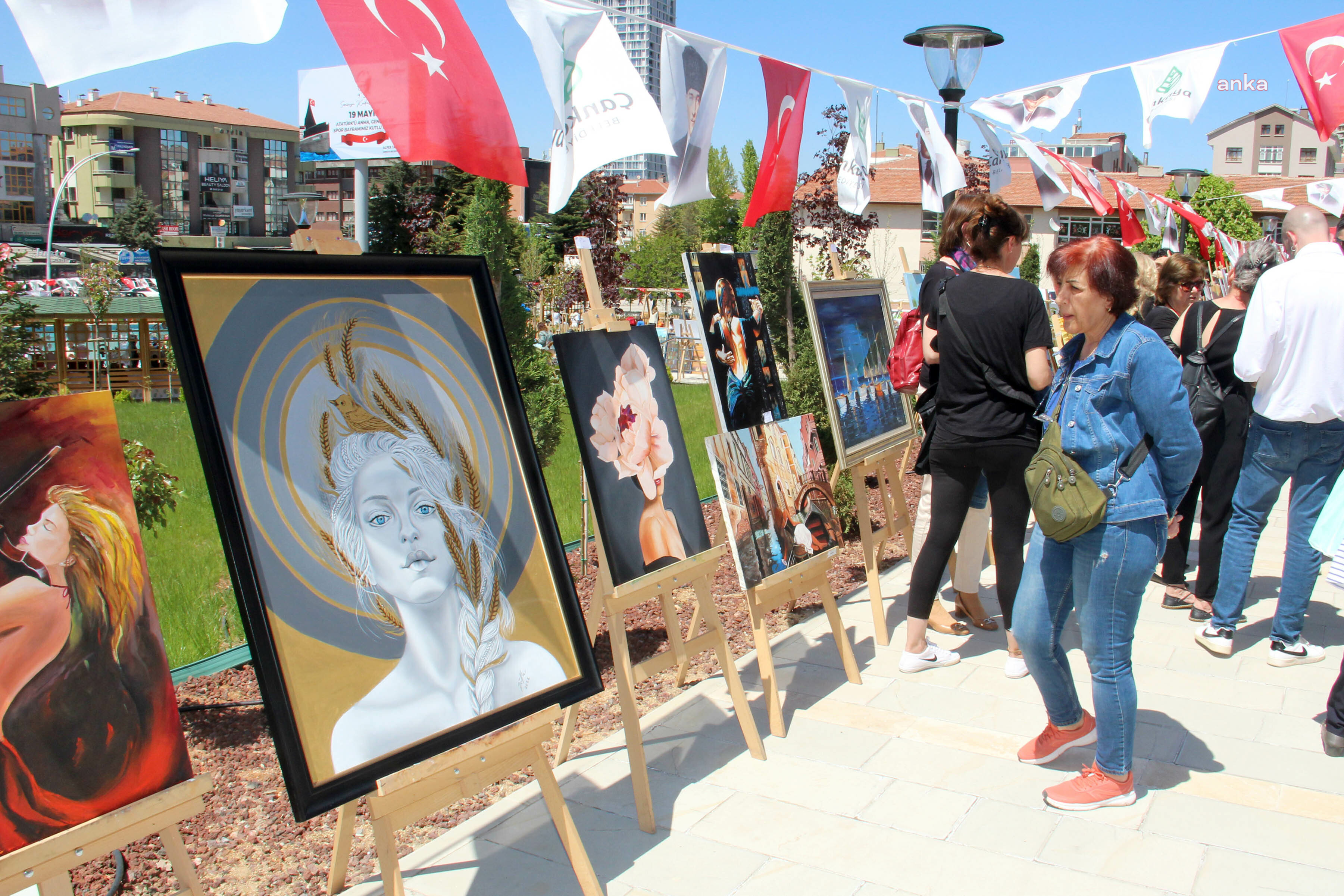 ÇANKAYA EVLERİNDE YILSONU SERGİSİ HEYECANI