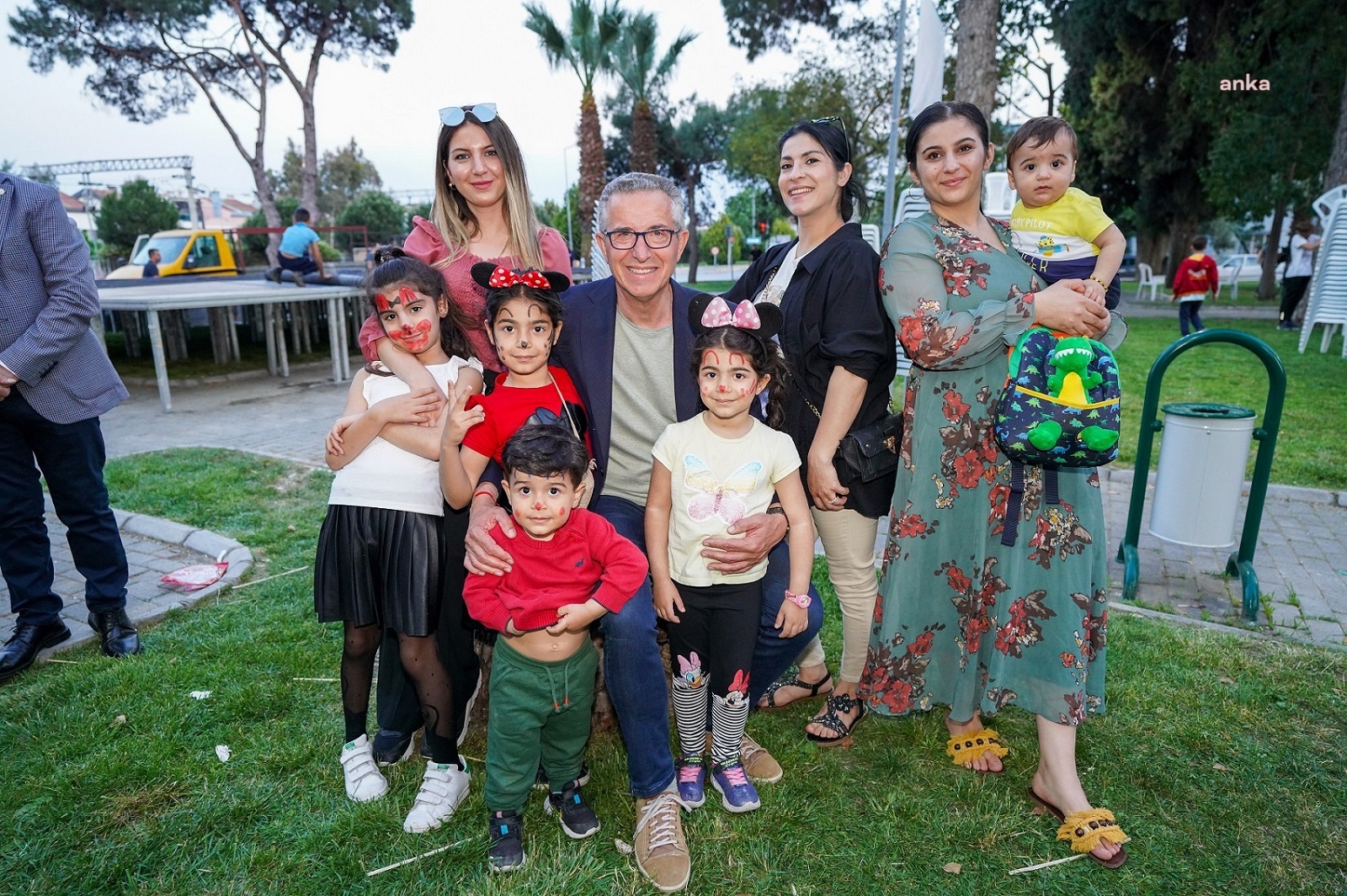 GAZİEMİR PARK ŞENLİKLERİ’YLE ÇOCUKLAR DOYASIYA EĞLENDİ