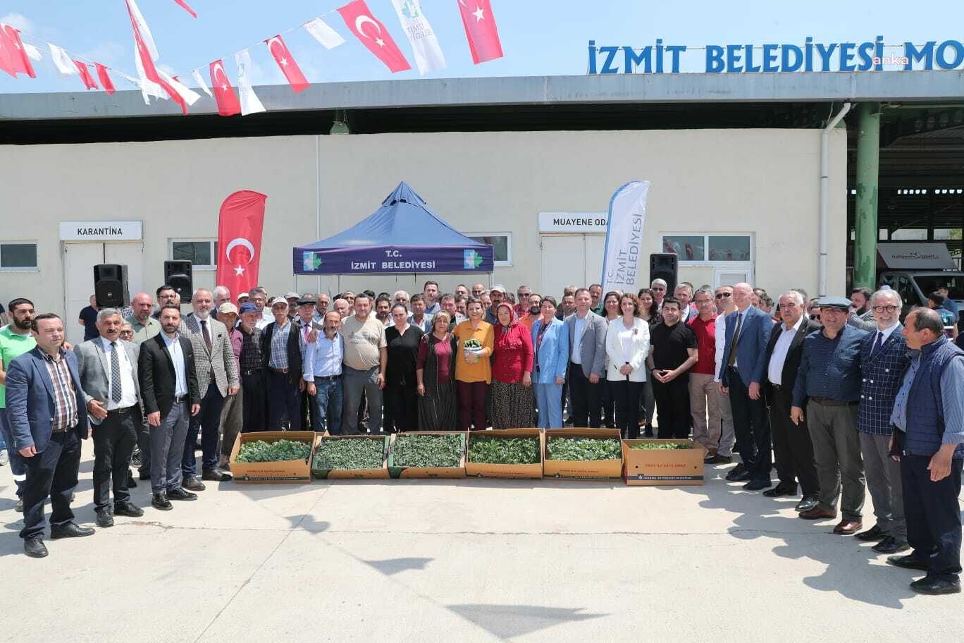 İZMİT BELEDİYE BAŞKANI HÜRRİYET’TEN ÇİFTÇİLERE DESTEK
