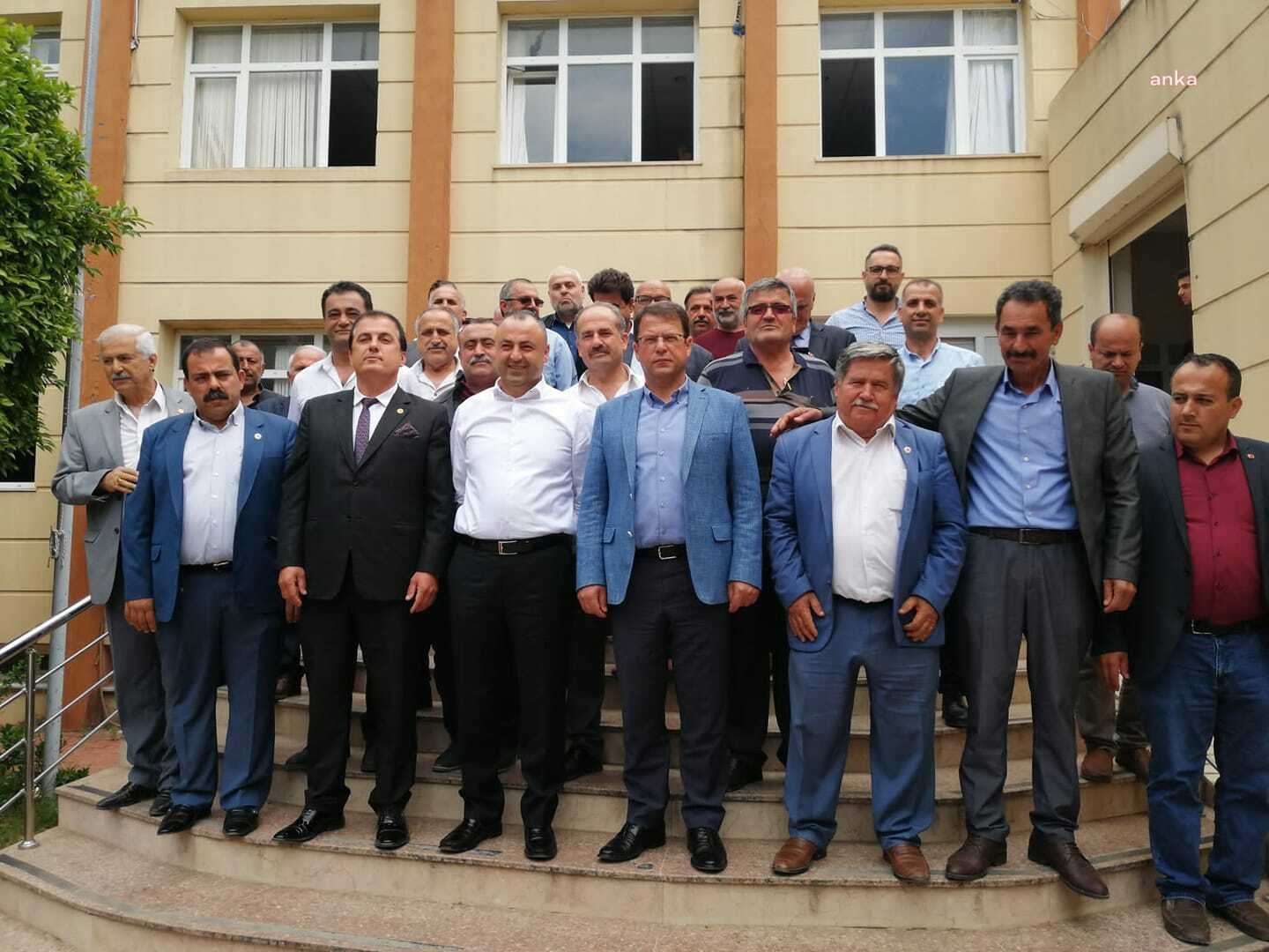 SAMANDAĞ BELEDİYE BAŞKANI ERYILMAZ, MUHTARLARLA BİR ARAYA GELDİ
