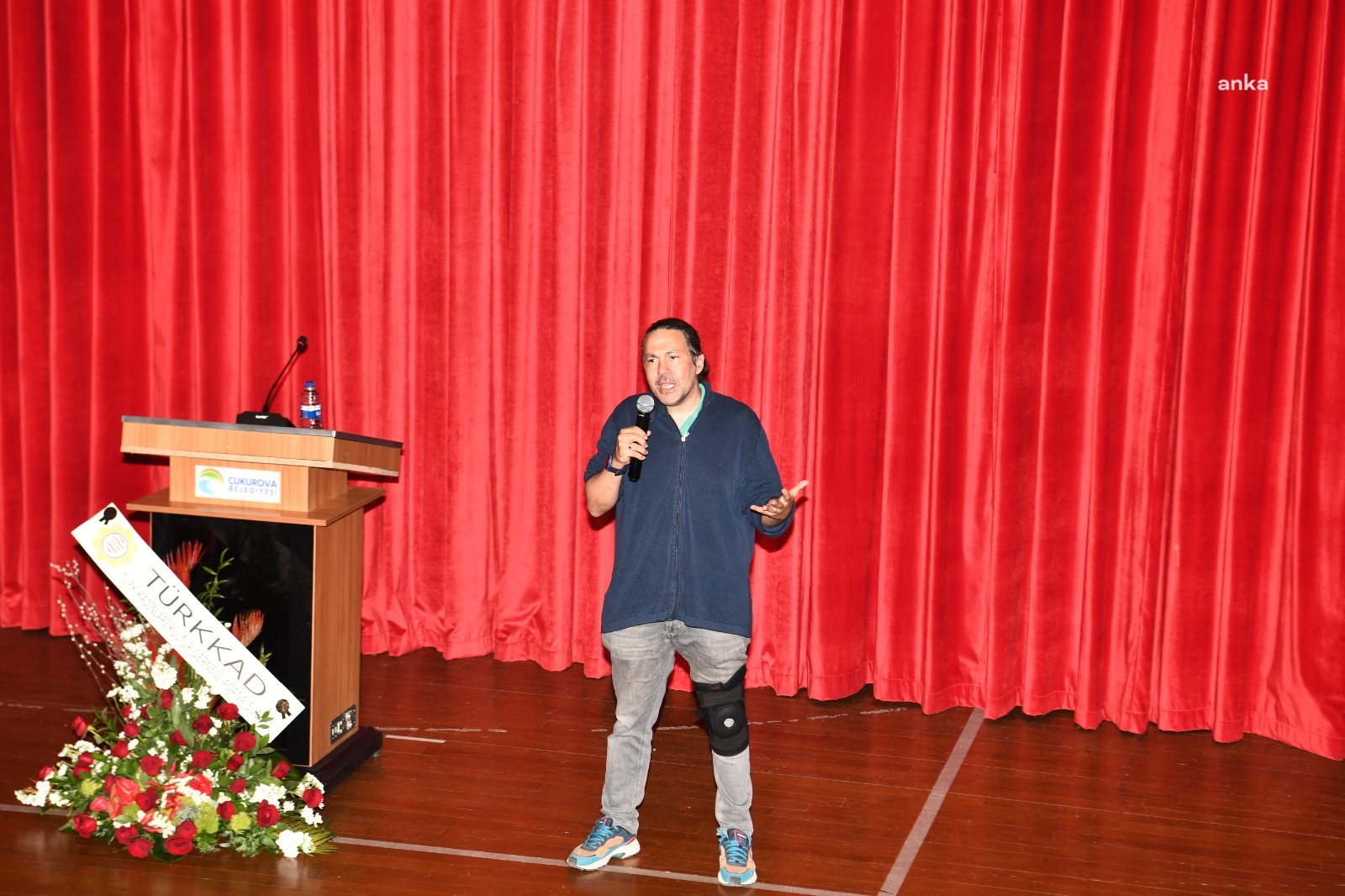 ÇUKUROVA'DA "MODERN İNSANIN BUNALIMINA ÇARELER" SÖYLEŞİSİ