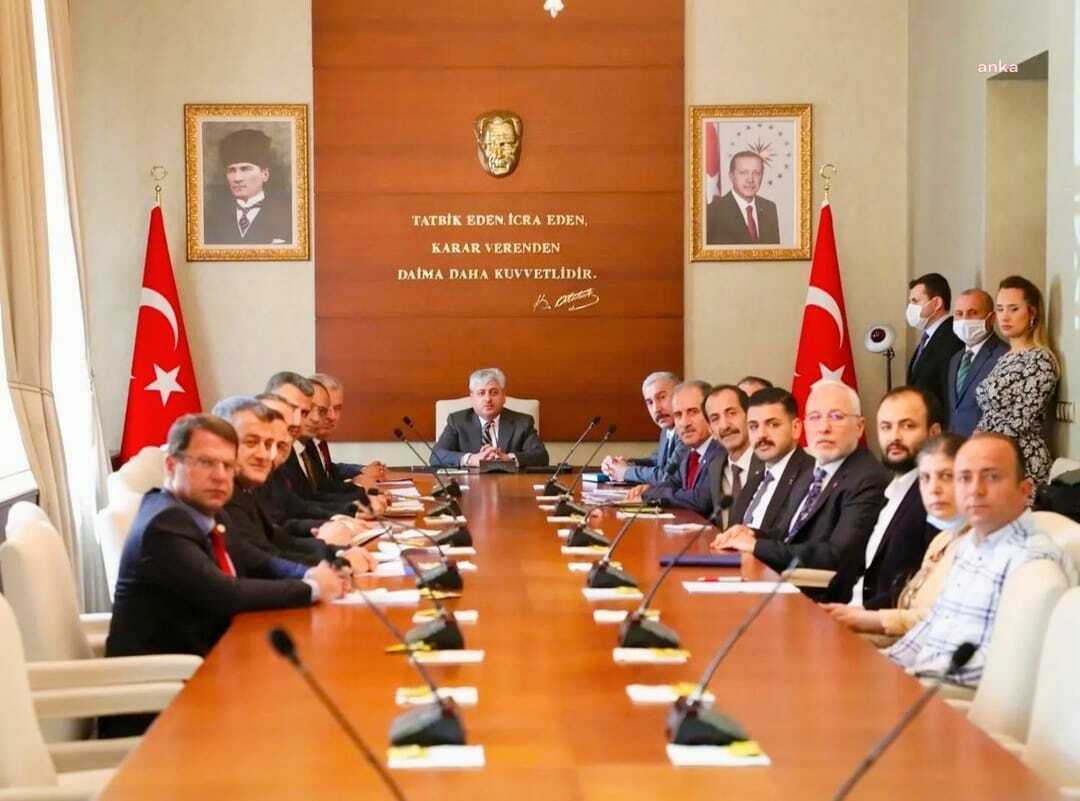 HATAY BÜYÜKŞEHİR BELEDİYESİ’NDEN SAHİPSİZ HAYVANLARIN TOPLATILMASI İLE İLGİLİ AÇIKLAMA