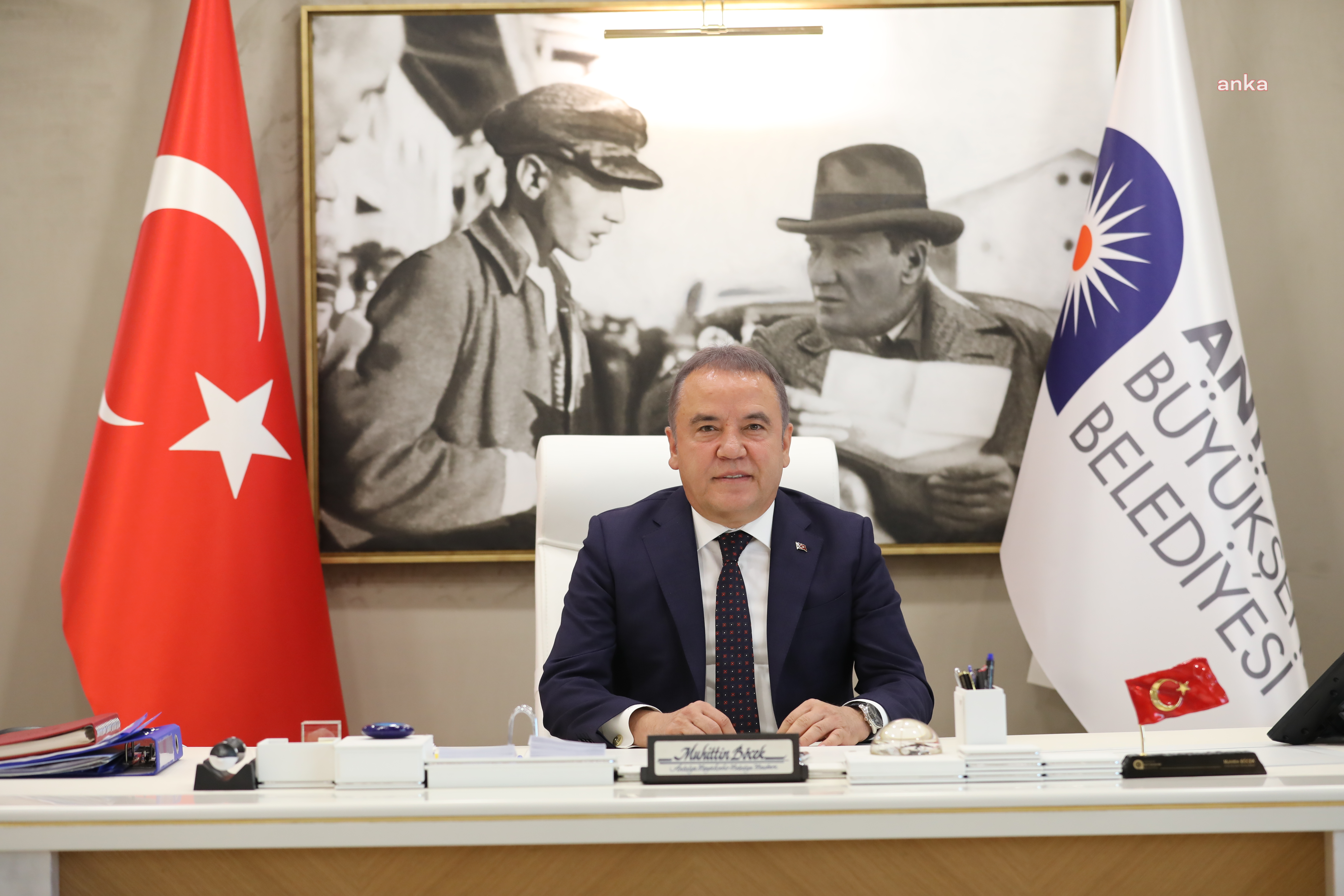 MUHİTTİN BÖCEK: "DEMOKRASİMİZE VE CUMHURİYETİMİZE HER NE PAHASINA OLURSA OLSUN SAHİP ÇIKACAĞIZ.  "