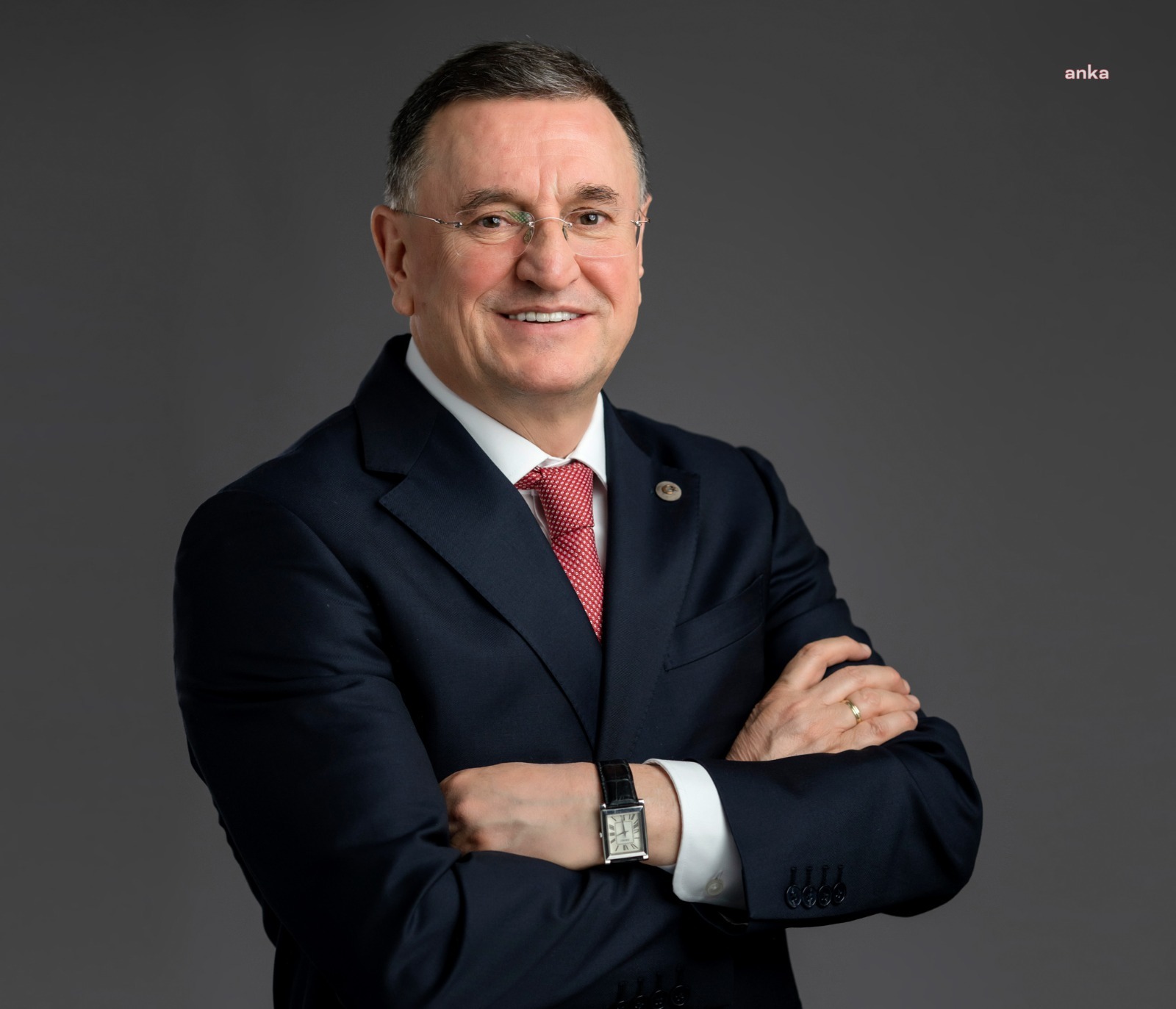 LÜTFÜ SAVAŞ: "HADO İLE TÜRKİYE’NİN İLK VE TEK BELEDİYE ELİYLE ULUSLARARASI YOLCU TAŞIMACILIĞINI YAPIYORUZ"
