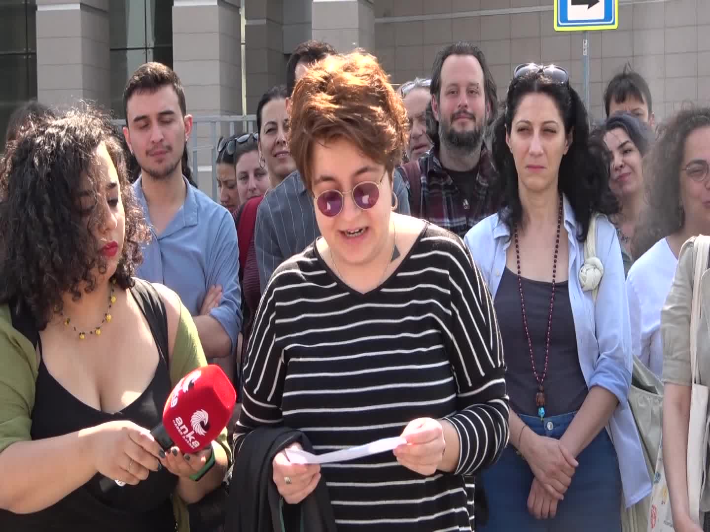 TARLABAŞI TOPLUMUNU DESTEKLEME DERNEĞİ'NİN FESİH DAVASI BAŞLADI: DERNEK, HEDEF GÖSTERMELERİ TAKİBEN SUSTURULMA TEHDİDİYLE KARŞI KARŞIYA”