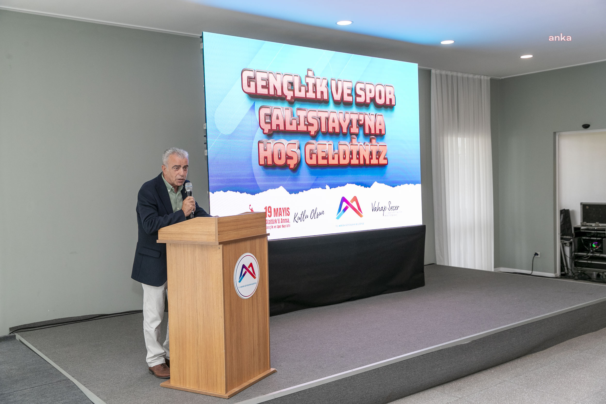 MERSİN BÜYÜKŞEHİR, “GENÇLİK VE SPOR ÇALIŞTAYI” DÜZENLEDİ