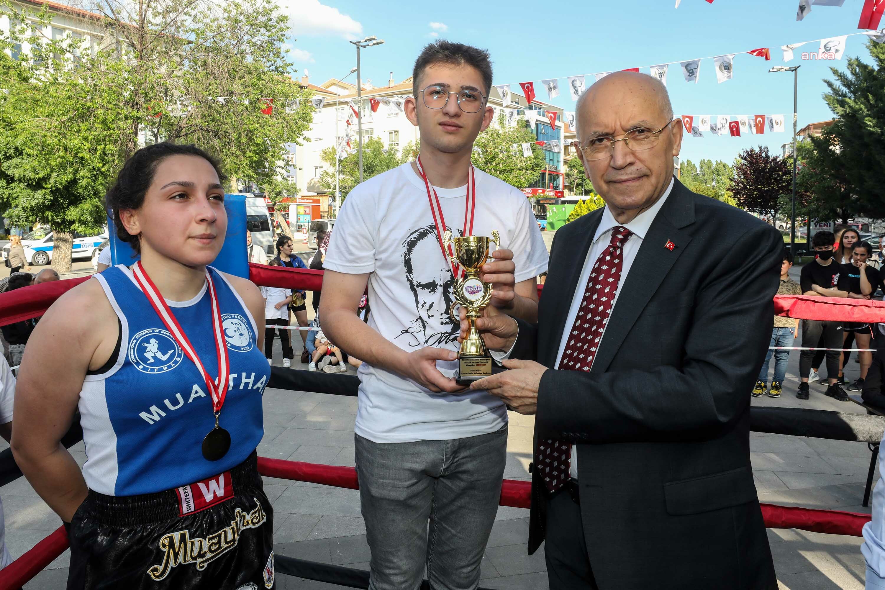 YENİMAHALLE GENÇLİK FESTİVALİ İLE COŞKULU KUTLAMA SÜRÜYOR