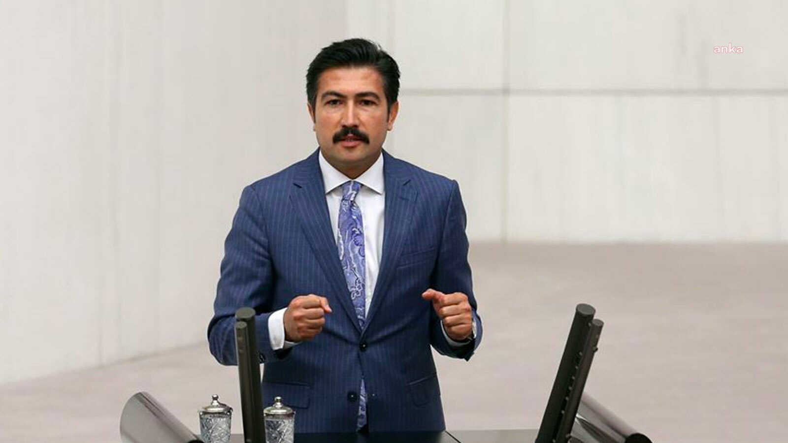 CAHİT ÖZKAN, AKP GRUP BAŞKANVEKİLLİĞİ GÖREVİNDEN İSTİFA ETTİ