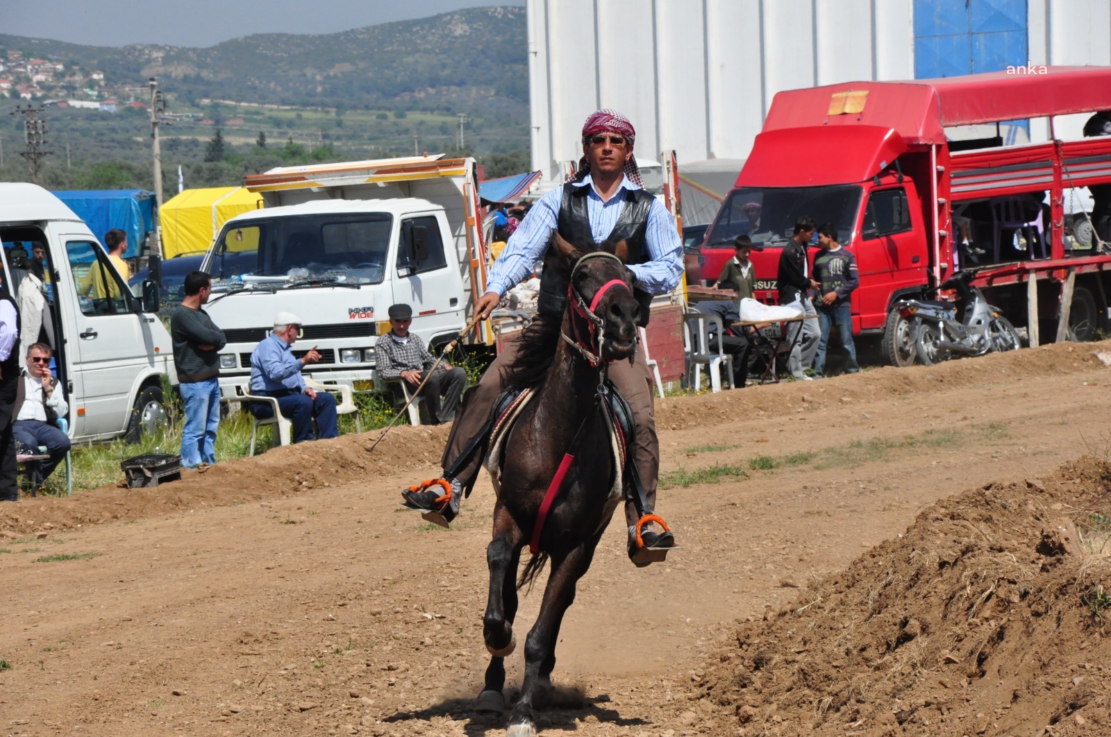 TORBALI'DA RAHVAN AT YARIŞLARI