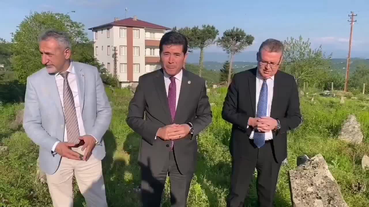 CHP’Lİ KAYA VE ADIGÜZEL, ORDU’DA “KİMSESİZ TRABZONLULAR MEZARLIĞI’NI” ZİYARET ETTİ: “ŞEHİTLİK, ANIT VE MÜZE YAPILABİLİR”
