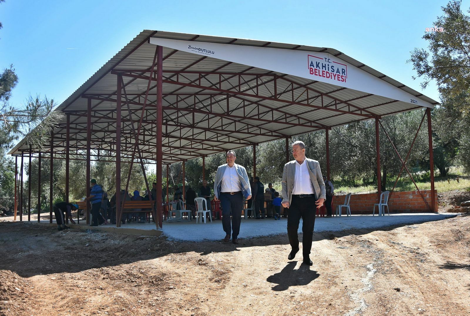 AKHİSAR BELEDİYE BAŞKANI DUTLULU’DAN KIRSAL MAHALLELERE ZİYARET