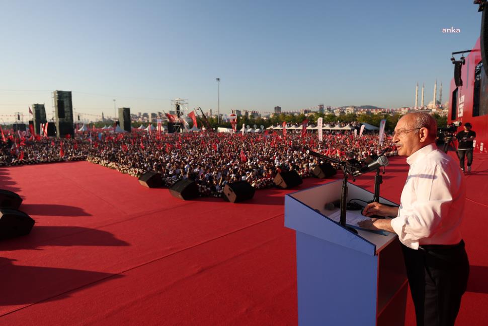KILIÇDAROĞLU: “CELLADIMIZA BENZEYEREK Mİ DEĞİŞİM GETİRECEĞİZ BU ÜLKEYE?”