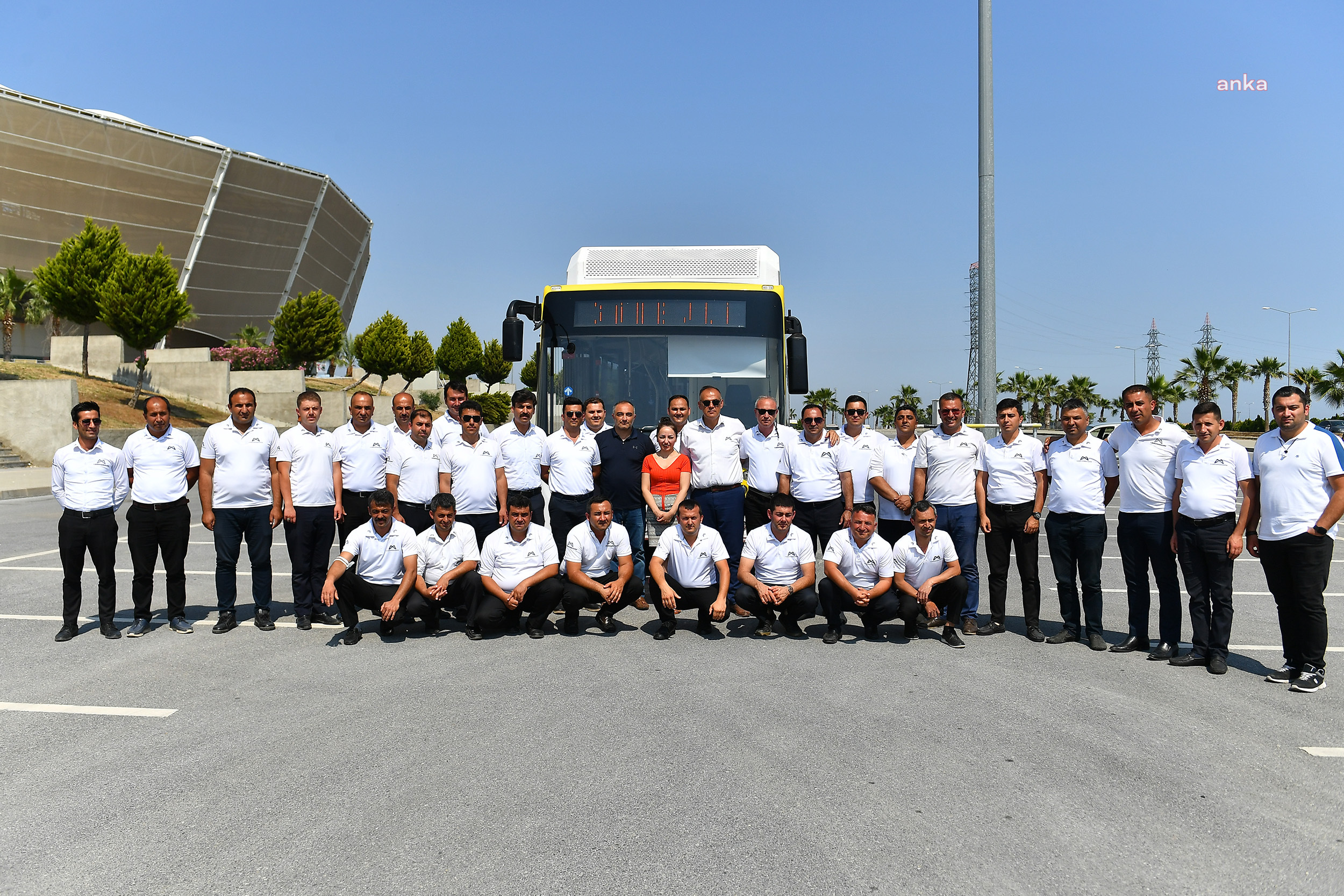 MERSİN BÜYÜKŞEHİR’DEN OTOBÜS ŞOFÖRLERİNE “İLERİ SÜRÜŞ TEKNİKLERİ EĞİTİMİ”