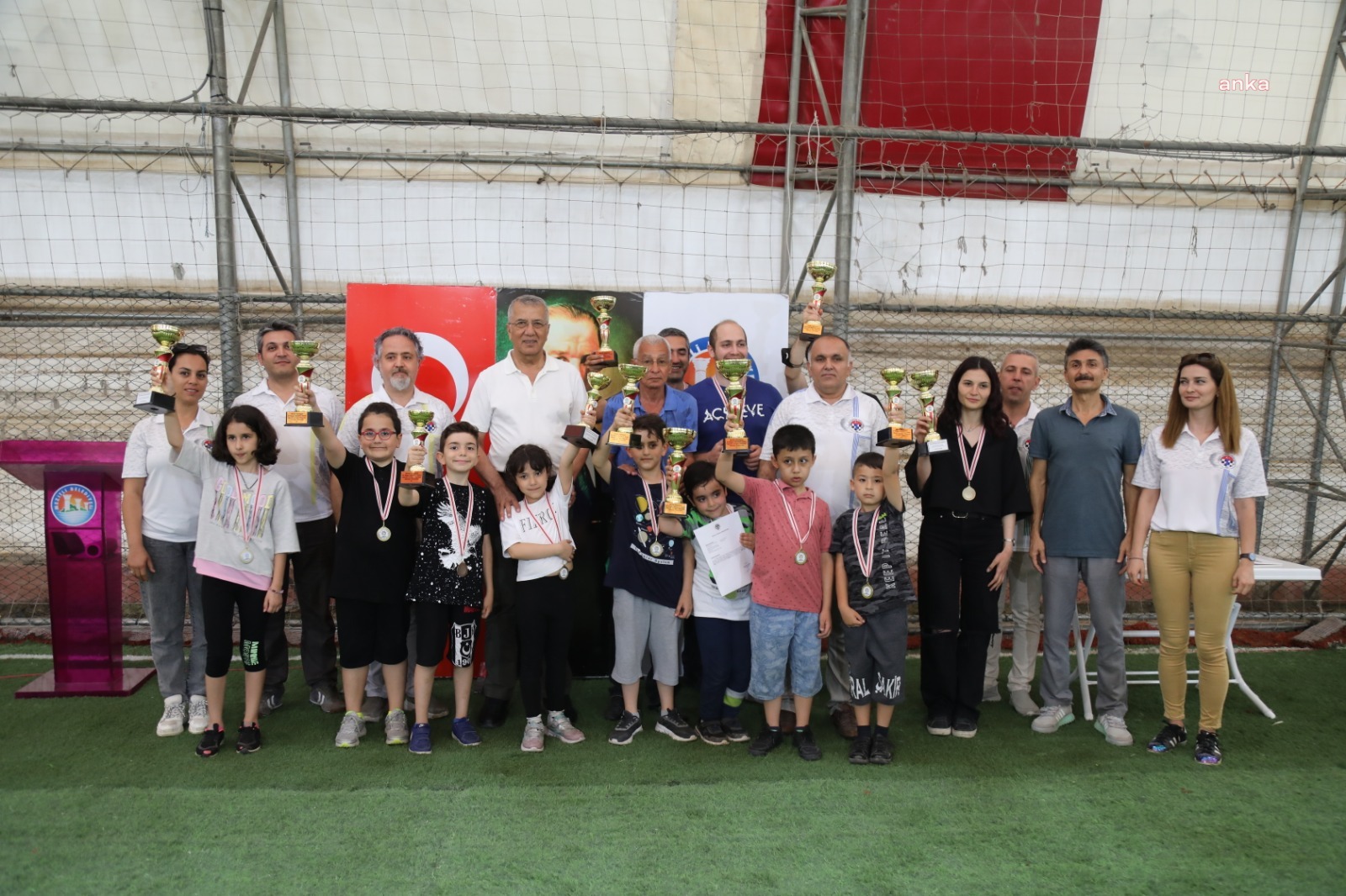 MEZİTLİ’DE SATRANÇÇILAR HAMLELERİNİ ATATÜRK İÇİN YAPTI