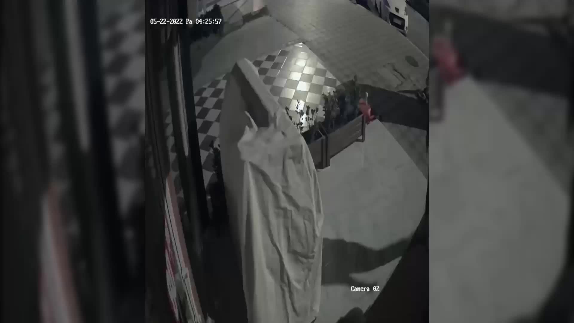 SMA’LI KAAN EFE İÇİN KONULAN BAĞIŞ KUMBARASINI ÇALDILAR