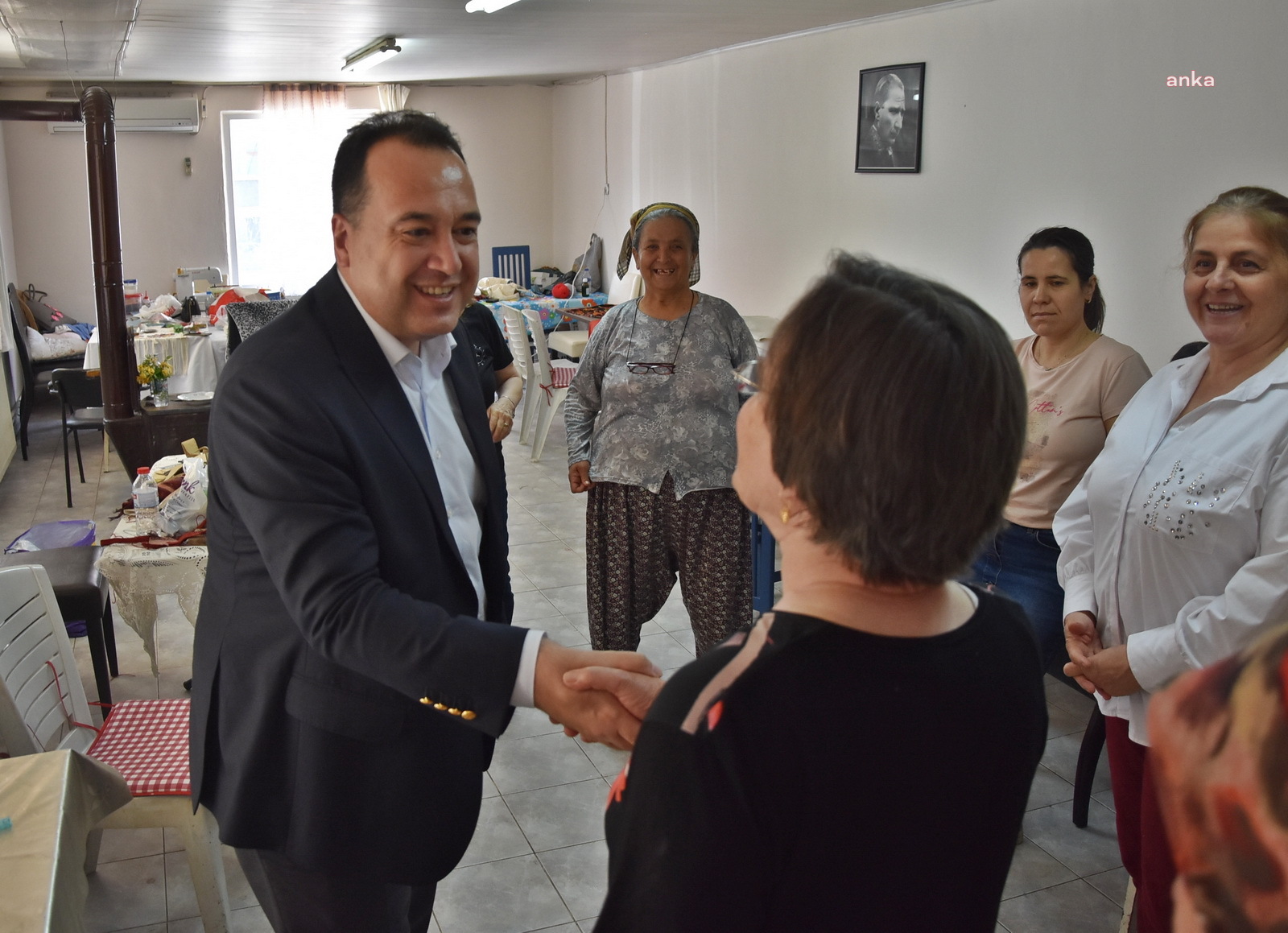 AKHİSAR BELEDİYE BAŞKANI DUTLULU, KAYALIOĞLU MAHALLESİ MEYDAN PROJESİ’Nİ İNCELEDİ