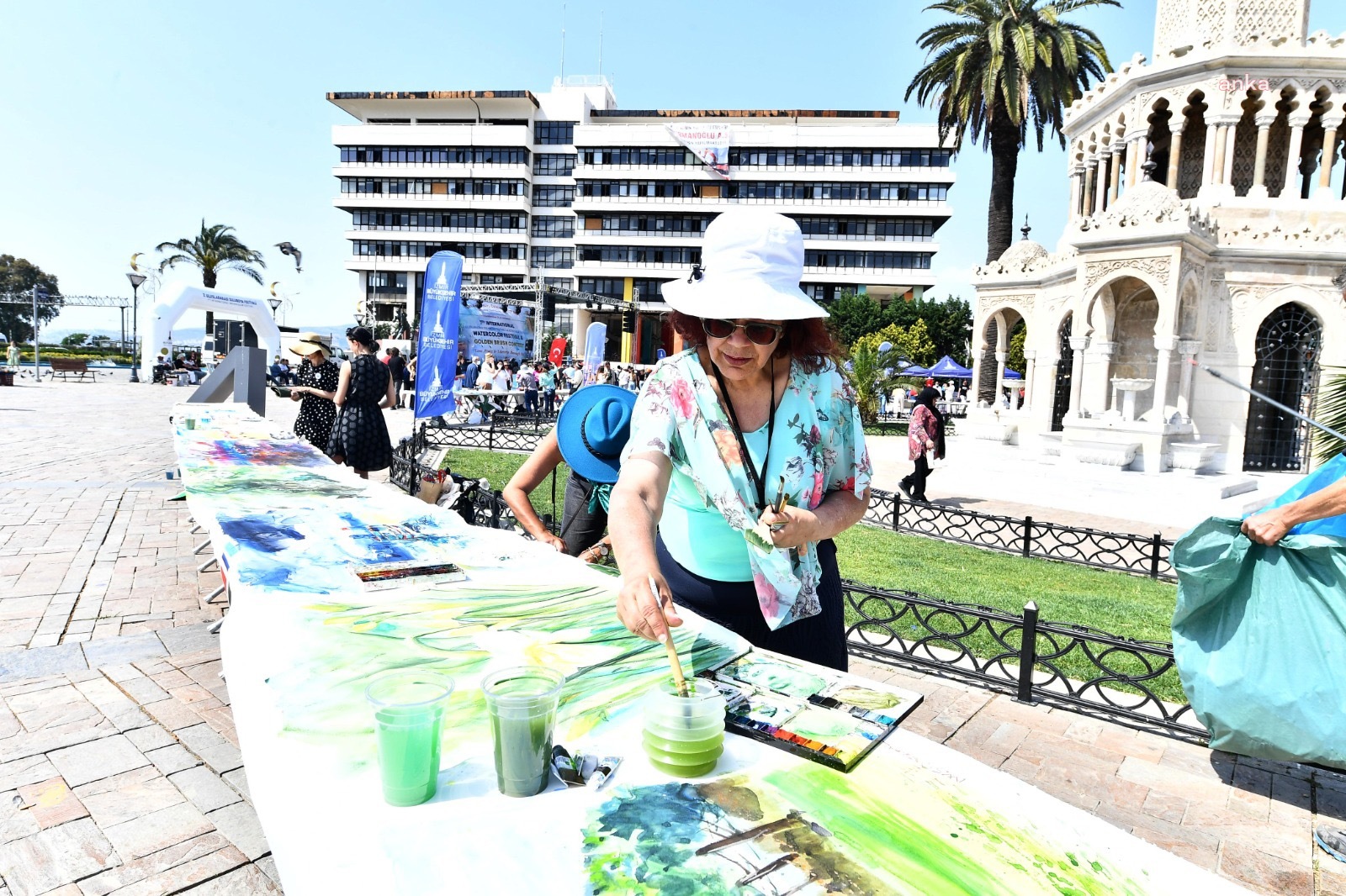 SULUBOYA FESTİVALİ İZMİR’E RENK KATTI