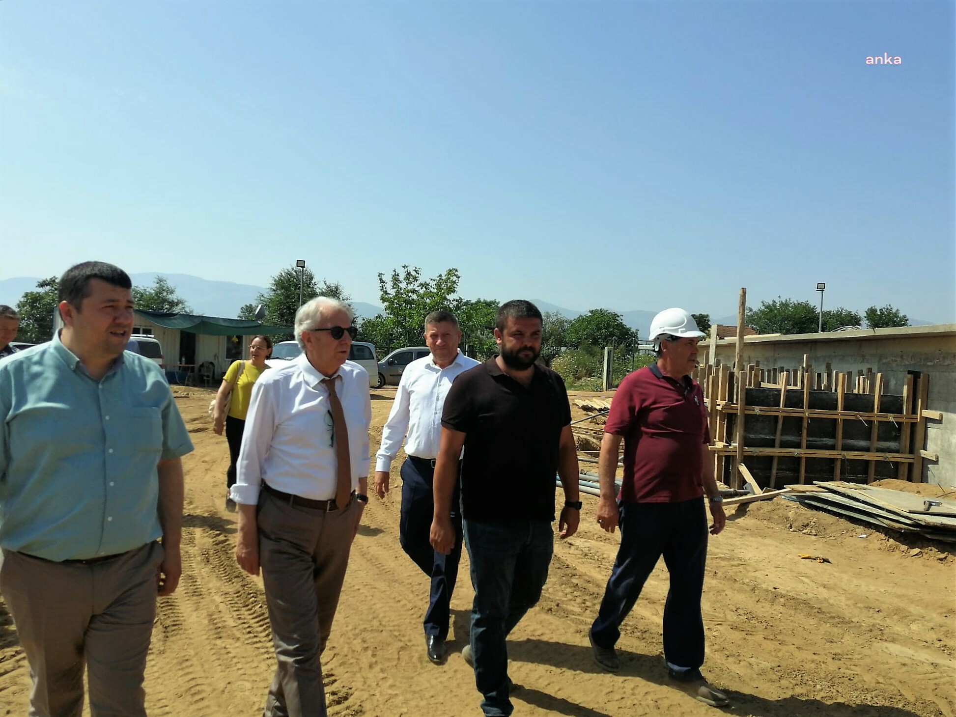 ÖDEMİŞ BELEDİYE BAŞKANI ERİŞ’TEN ÇEVREYE DUYARLI TESİSİN İNŞAATINA İNCELEME