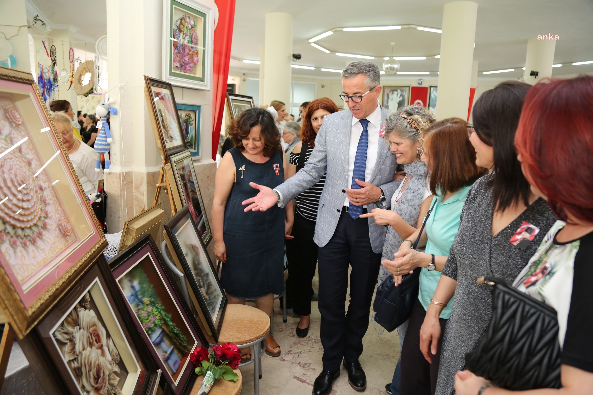 GAZİEMİR BELEDİYESİ CUMHURİYET SEMT EVLERİ’NDE YAZ KURSLARI BAŞLIYOR