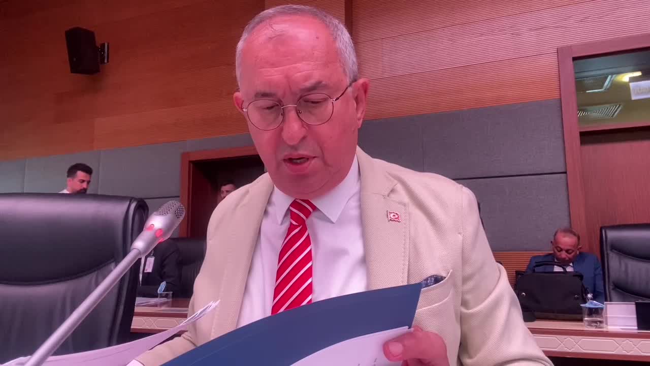 TRT YÖNETİM KURULU ÜYELERİ, TBMM'DEKİ KOMİSYON TOPLANTISINA GELMEDİ, TARTIŞMA ÇIKTI... CHP'Lİ SERTEL: "HEPSİ BİRDEN HASTALANIP RAPOR ALIYORLAR"
