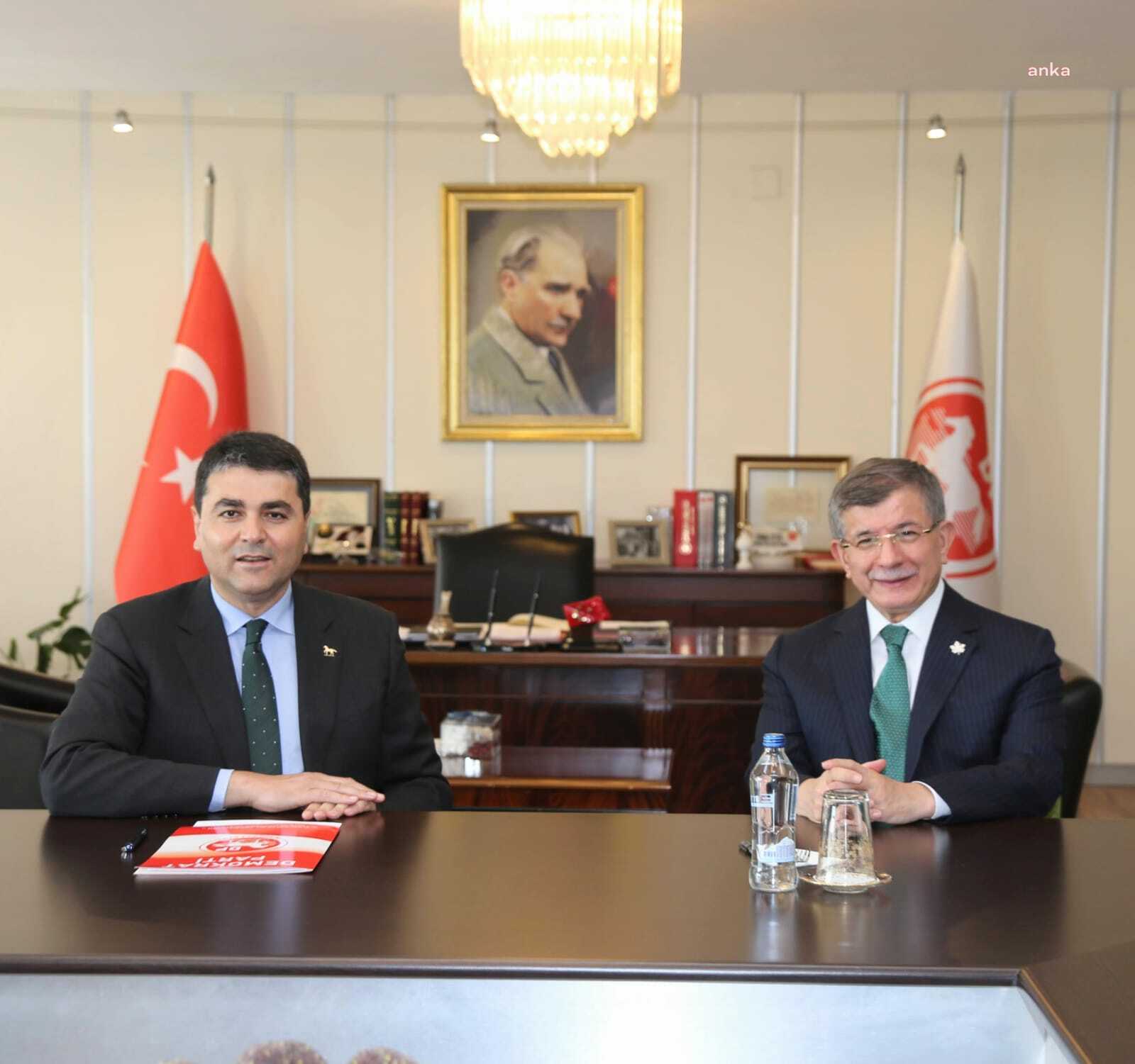 AHMET DAVUTOĞLU'NDAN GÜLTEKİN UYSAL’A ZİYARET