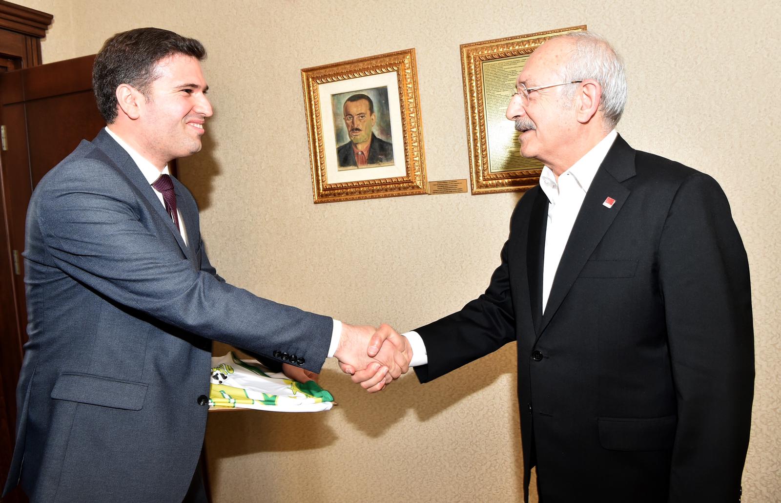 KILIÇDAROĞLU'NDAN EDREMİT ÖVGÜSÜ