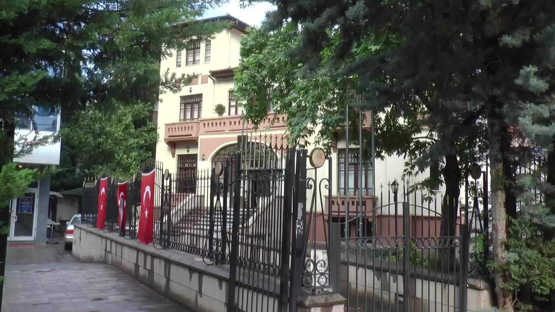 NURİ PAKDİL’İN İSMİNİN KÜLTÜR MERKEZİNE VERİLMESİ MECLİS GÜNDEMİNDE