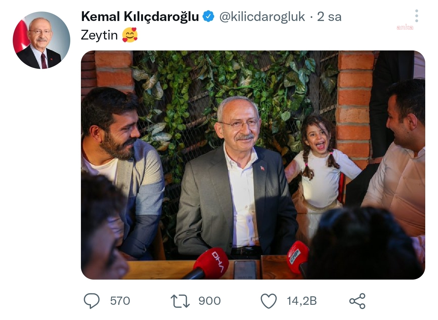 KILIÇDAROĞLU, VAN’DA GENÇLERLE BİR ARAYA GELDİ