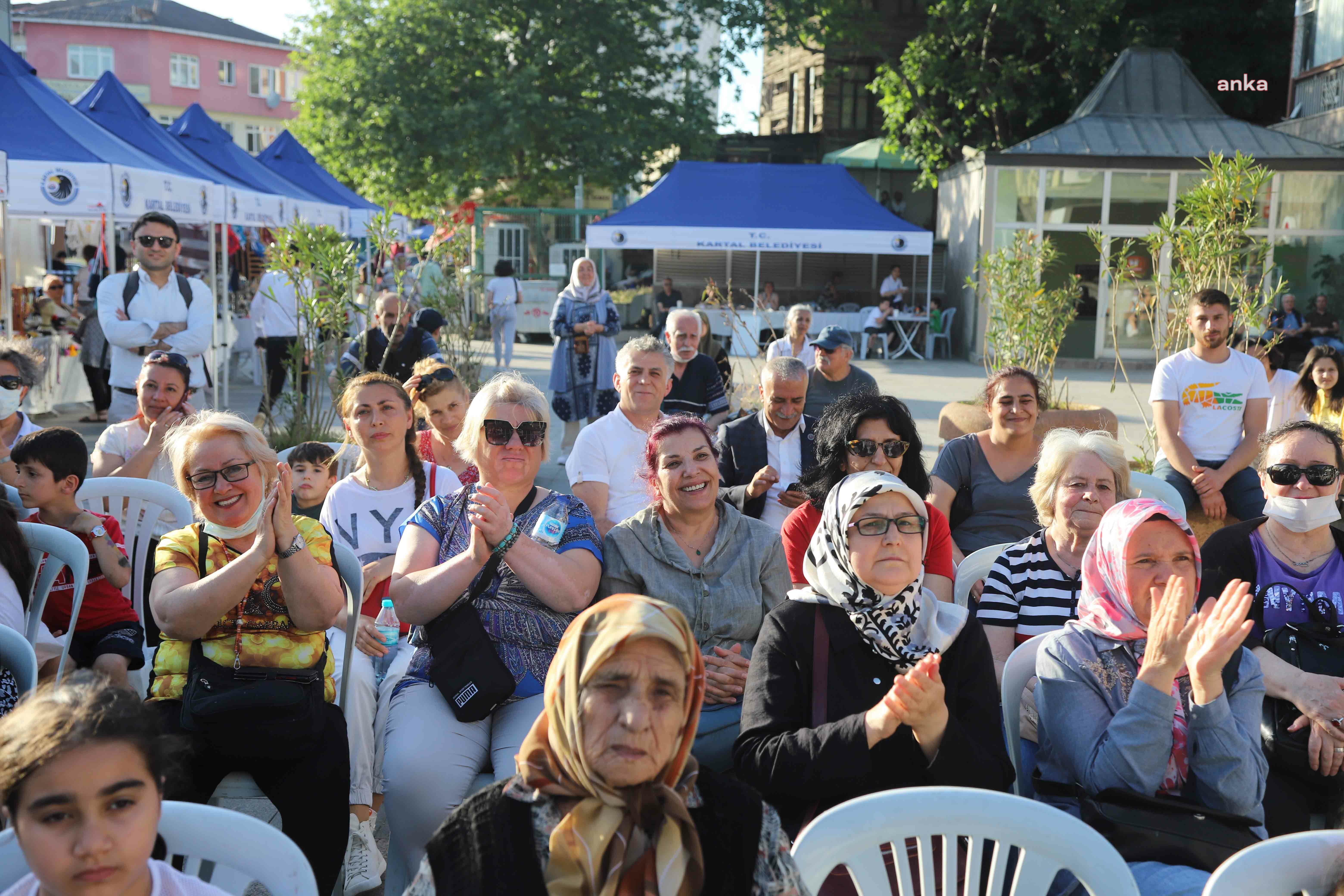 KARTALLI KADINLARIN EL EMEĞİ PAZARI, SANATÇI BUSE KARAGÖZ’ÜN KONSERİYLE NOKTALANDI