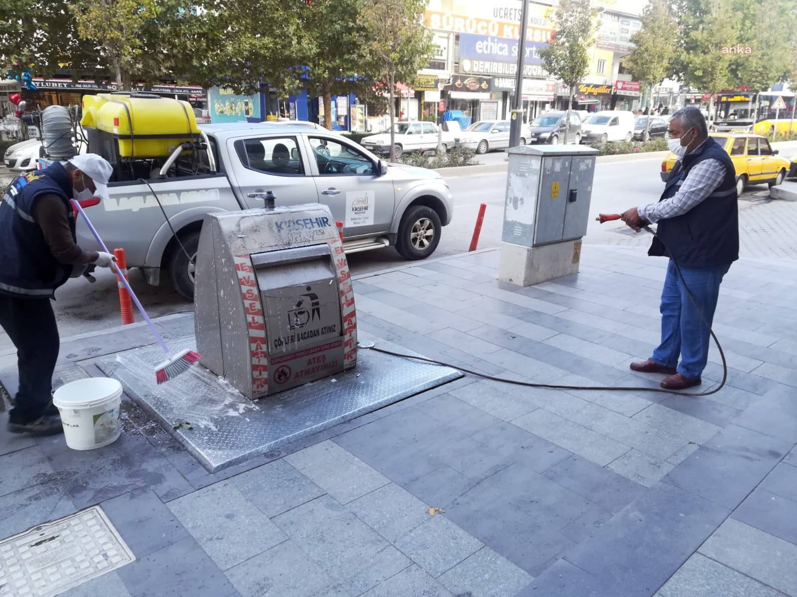 KIRŞEHİR BELEDİYESİ, TEMİZLİK VE İLAÇLAMA ÇALIŞMALARINI SÜRDÜRÜYOR