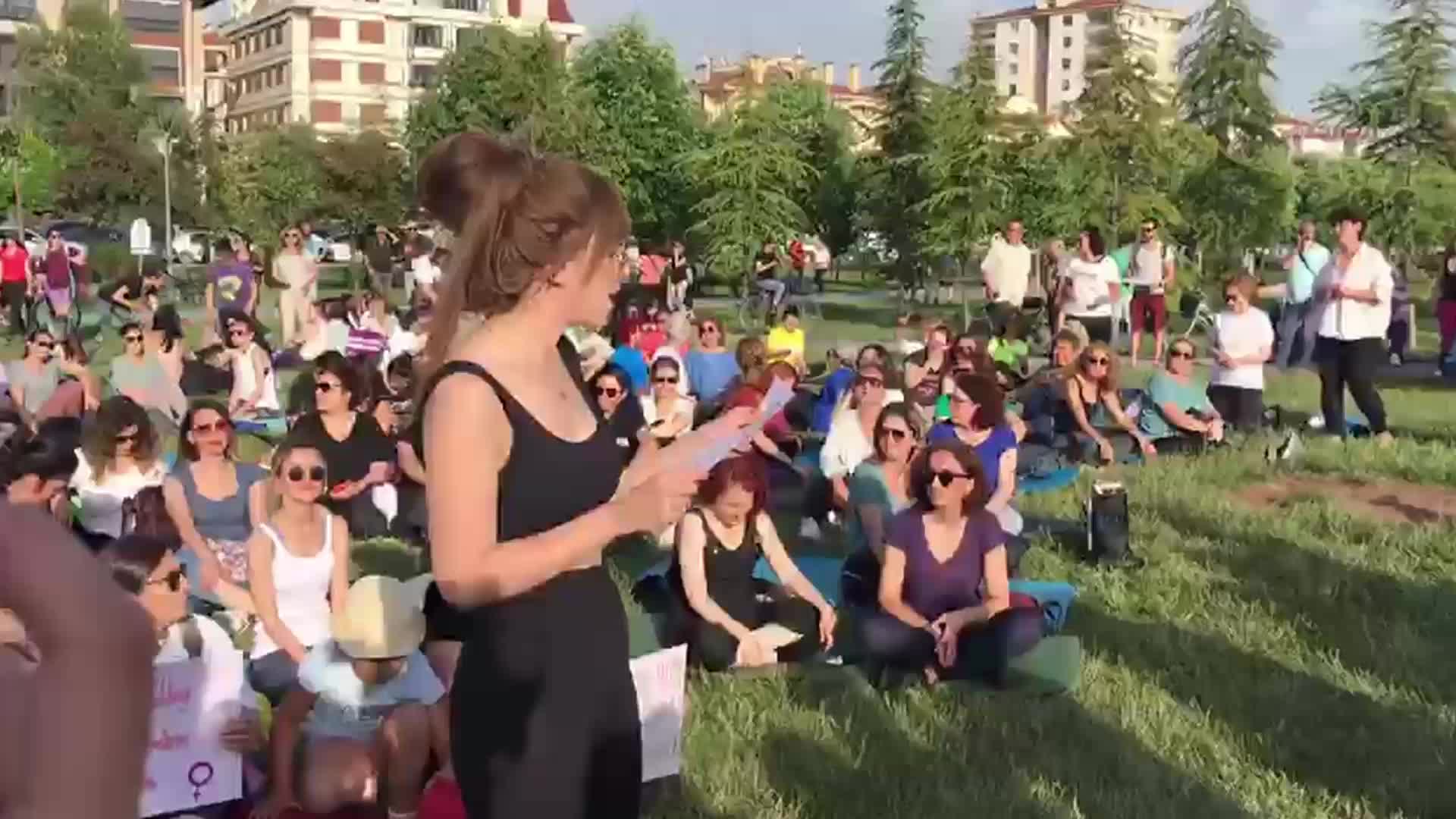 ESKİŞEHİR'DE “YOGALI” PROTESTO