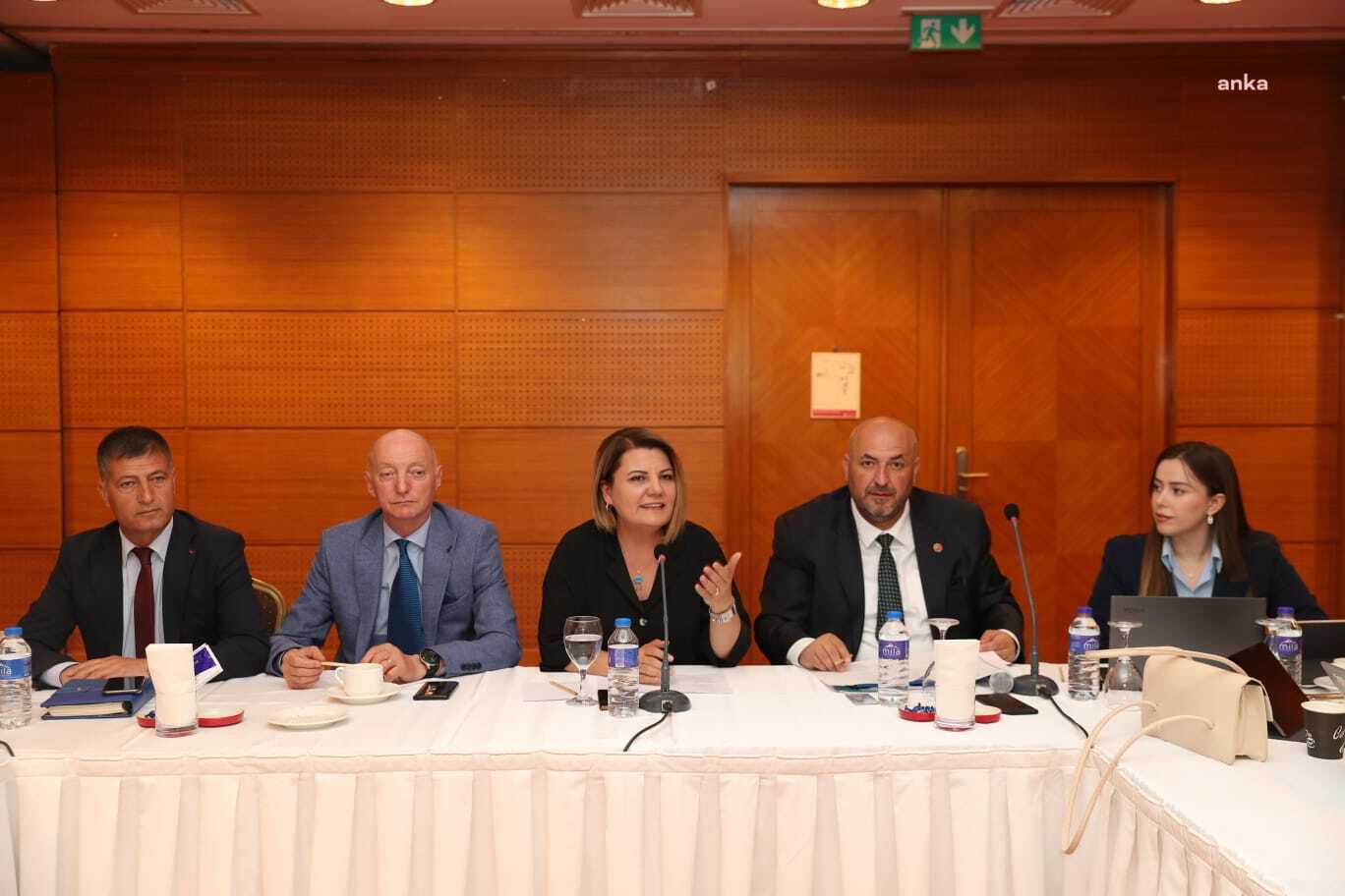 İSTANBUL-İZMİT KARDEŞLİĞİ ORTAK PROJELERLE VE DAYANIŞMAYLA DEVAM EDİYOR