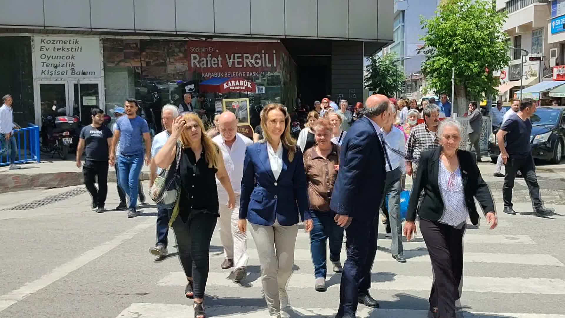 KARABÜKLÜ VATANDAŞ: "BU FİYATLARDAN BIKTIK ARTIK"