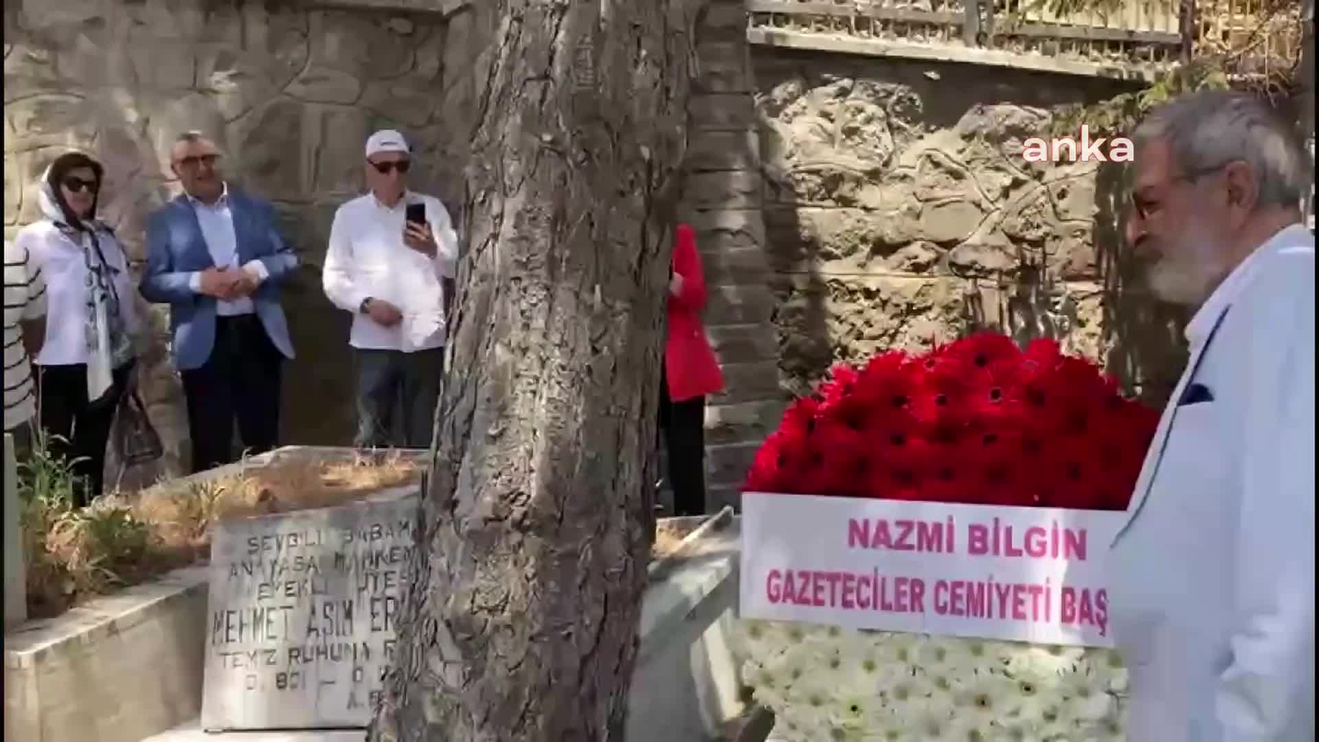 GAZETECİ MEVLÜT IŞIK ÖLÜMÜNÜN 34. YIL DÖNÜMÜNDE MEZARI BAŞINDA ANILDI