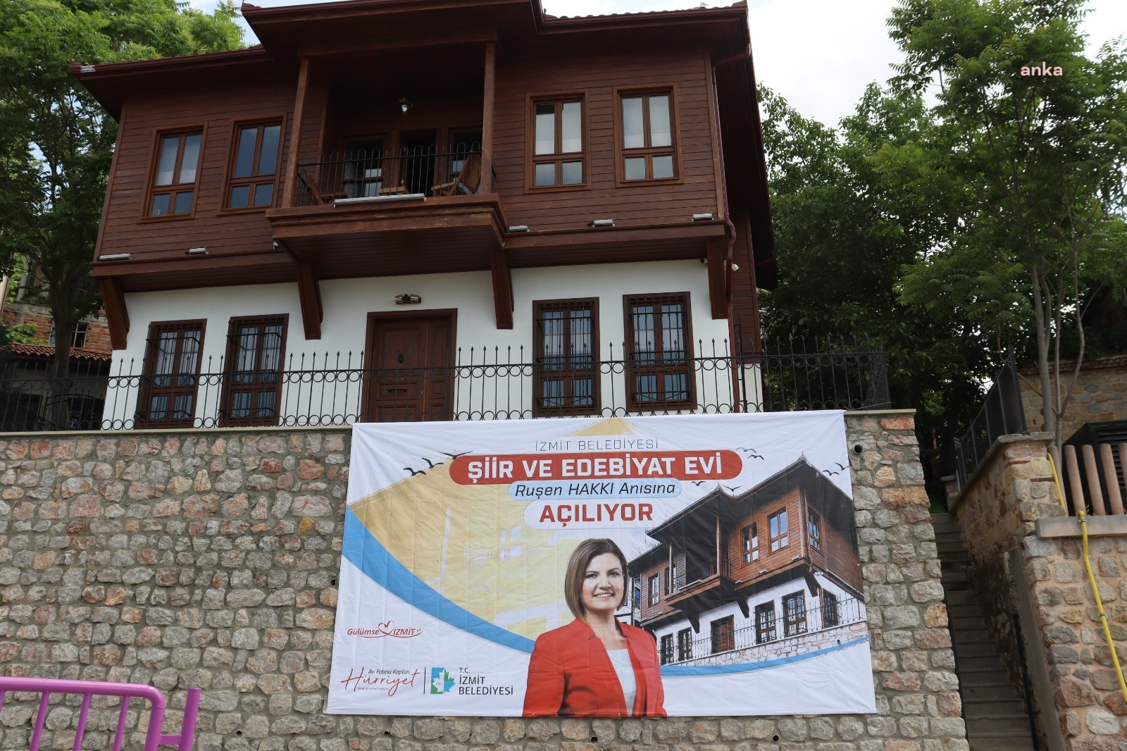 İZMİT’TE ŞİİR VE EDEBİYAT EVİ AÇILIYOR