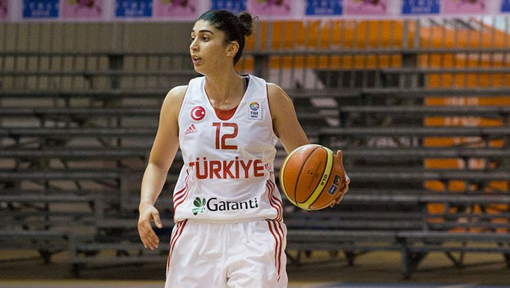 İZMİT BELEDİYESPOR'A BİR MİLLİ YILDIZ DAHA