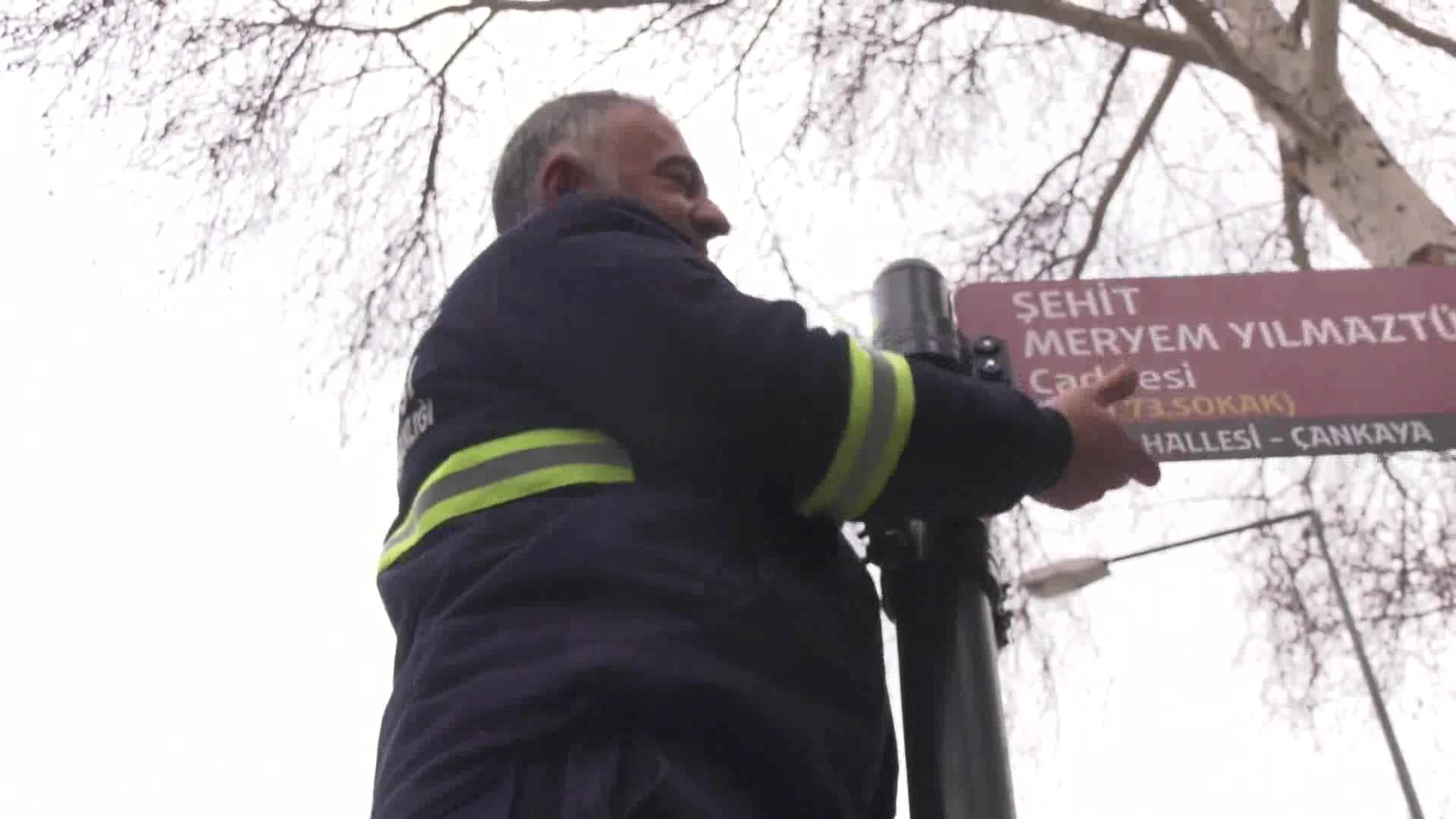BAŞKENT’TE SOKAK TABELALARINDA QR KOD DÖNEMİ