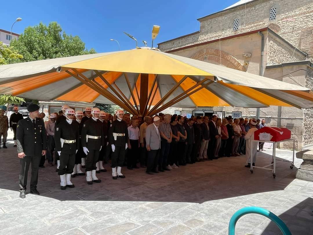 92 YAŞINDAKİ KORE GAZİSİ, SON YOLCULUĞUNA UĞURLANDI