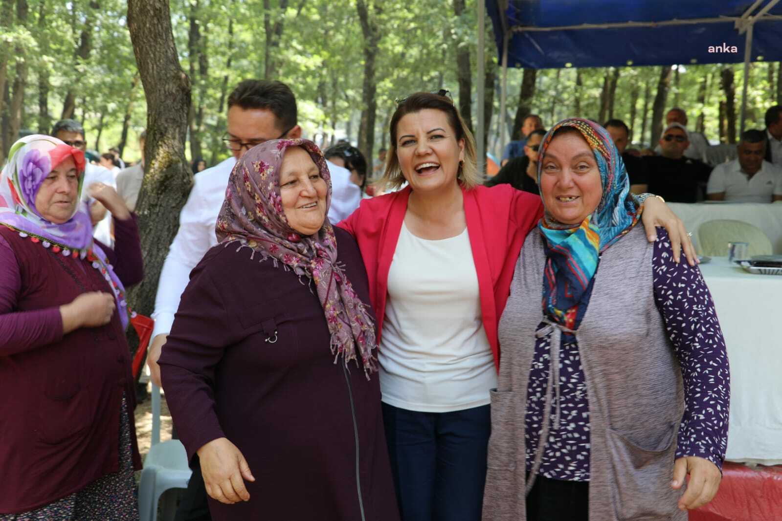 İZMİT BELEDİYE BAŞKANI HÜRRİYET, GELENEKSEL OTÇU GÖÇÜ ŞENLİĞİ'NE KATILDI
