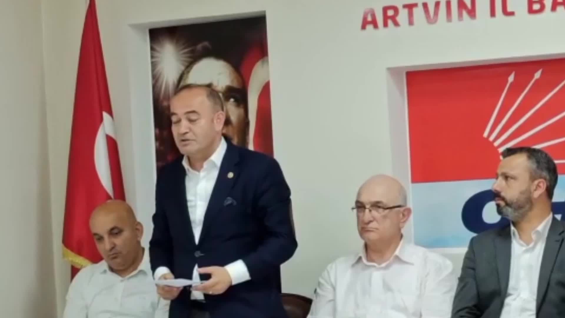 UĞUR BAYRAKTUTAN: 165 BİN NÜFUSLU ARTVİN’DE DEVLETİN VERİLERİNE GÖRE 8 BİN 894 İŞSİZ VAR