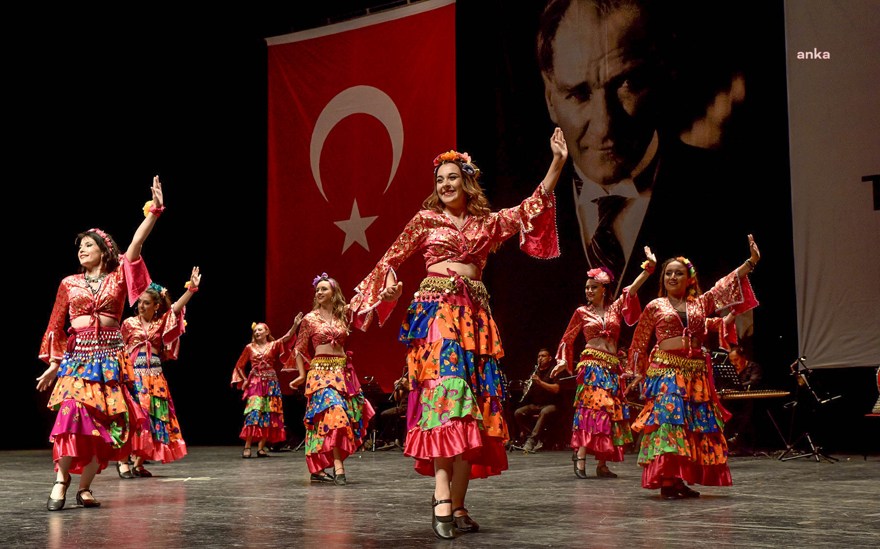 TEPEBAŞI BELEDİYESİ HALK DANSLARI TOPLULUĞU, RÜZGAR GİBİ ESTİ