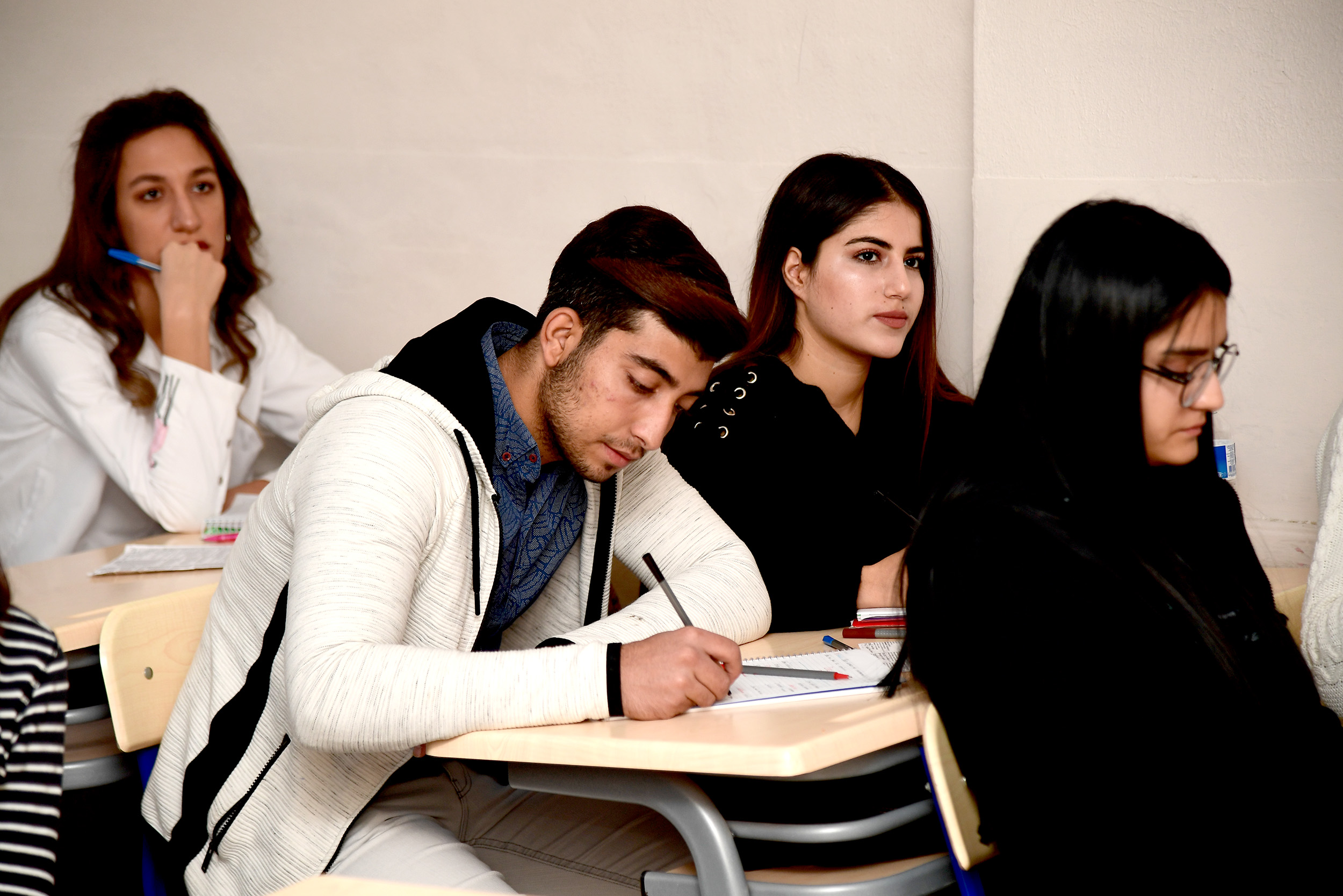 MERSİN BÜYÜKŞEHİR, KURS MERKEZLERİNİ 2 HAFTA TATİL ETTİ