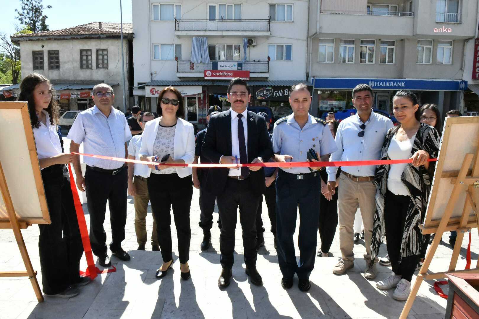 BOZKURT’TA ÖĞRENCİLERDEN RESİM SERGİSİ