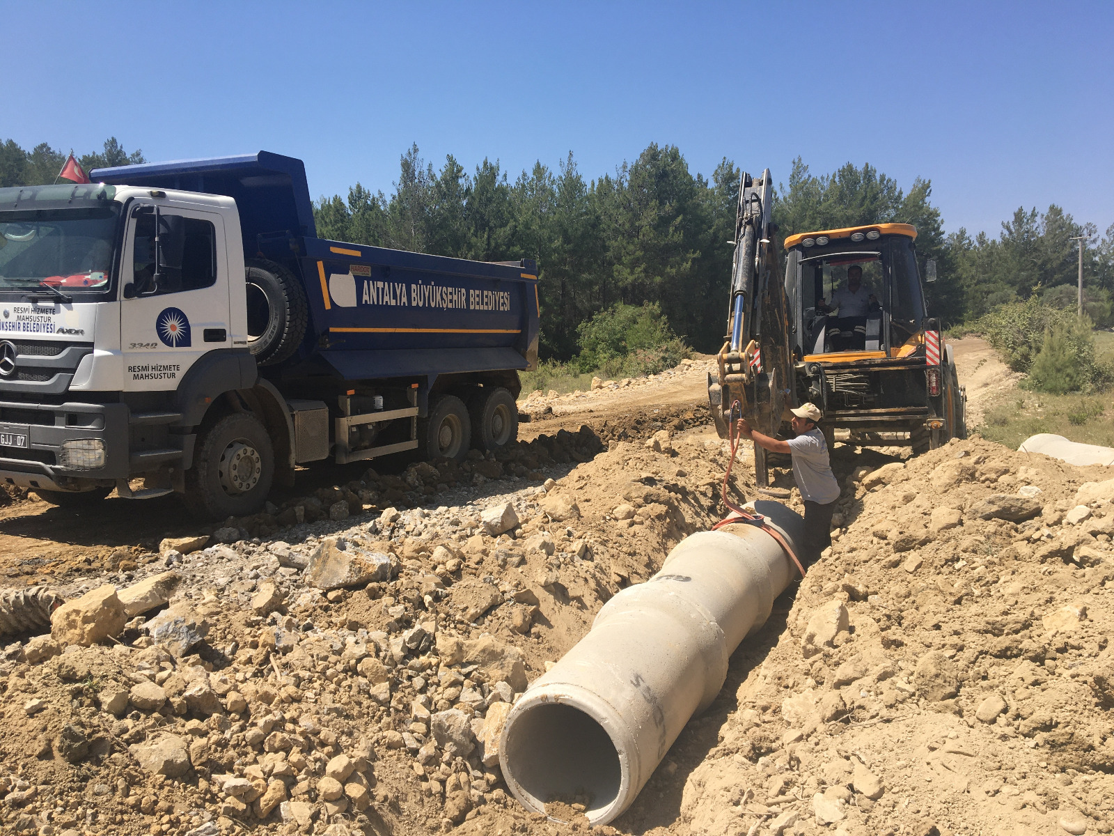 MANAVGAT-GÜNDOĞMUŞ BAĞLANTI YOLU GENİŞLETİLİYOR